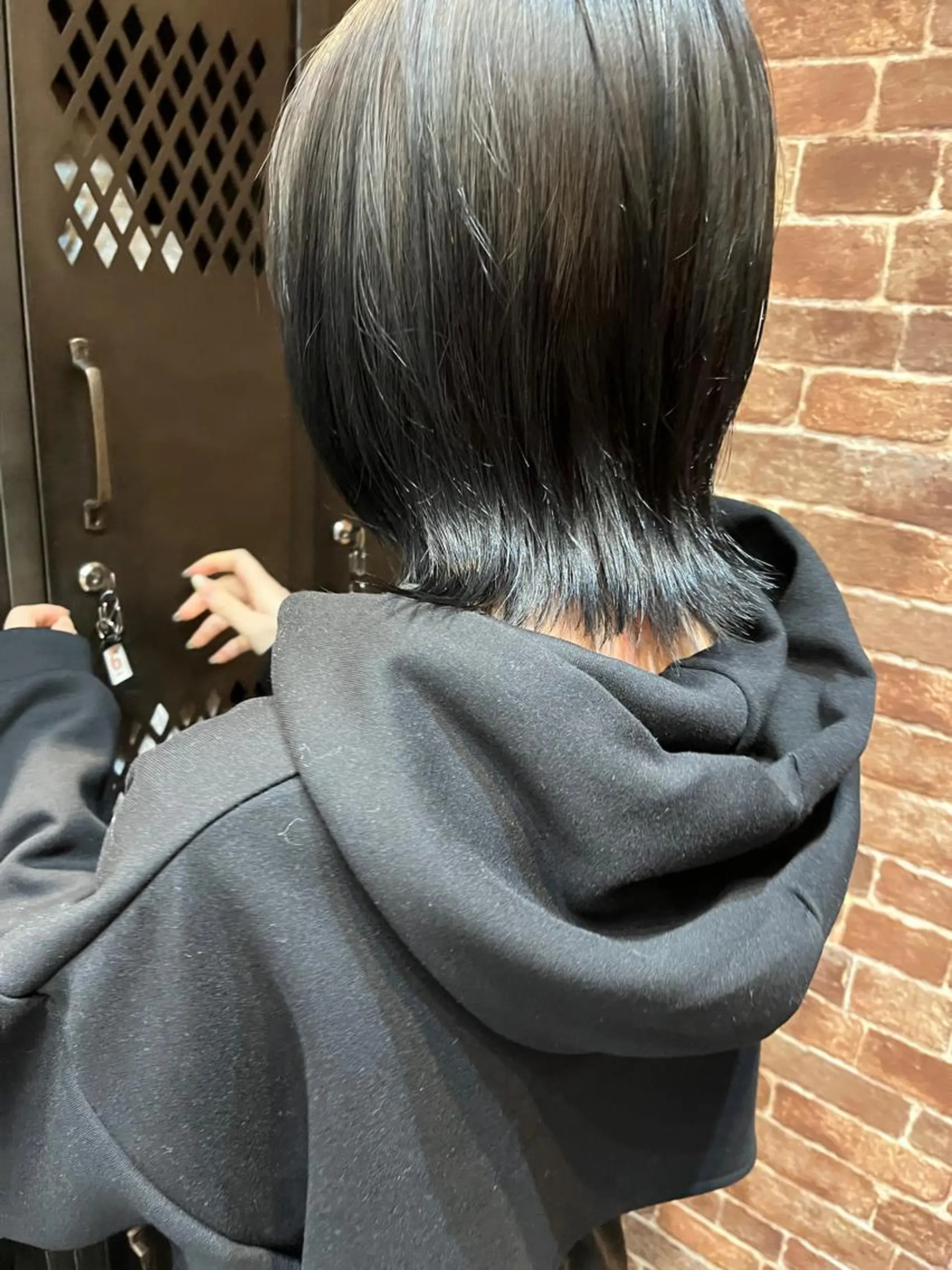 ミディアム カラー パーマ ヘアアレンジ メンズ キッズ ネイル マツエク・マツパ アイブロウ メンズブリーチ メンズハイライト メンズインナーカラー メンズ韓国風 ブリーチ 久木原 ゆりのヘアスタイル