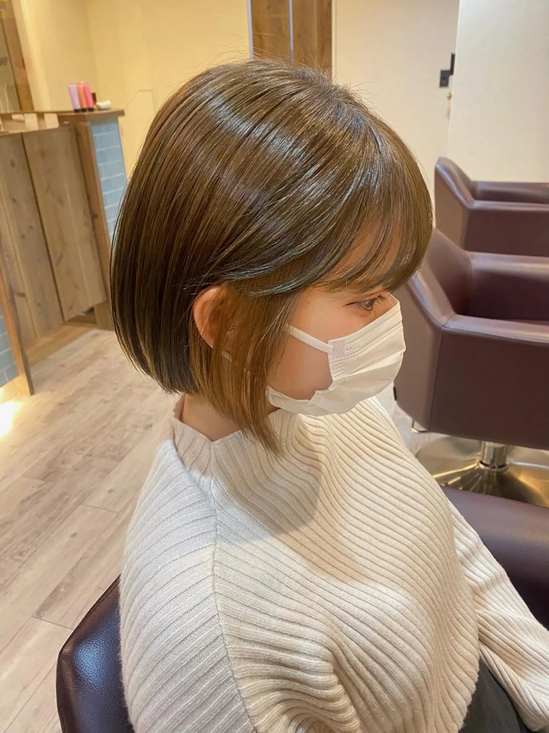 ショート カラー ベージュカラー ブリーチ 透明感カラー イヤリングカラー グレージュ ヘアカラー 🍑 モモカ🍑のヘアスタイル