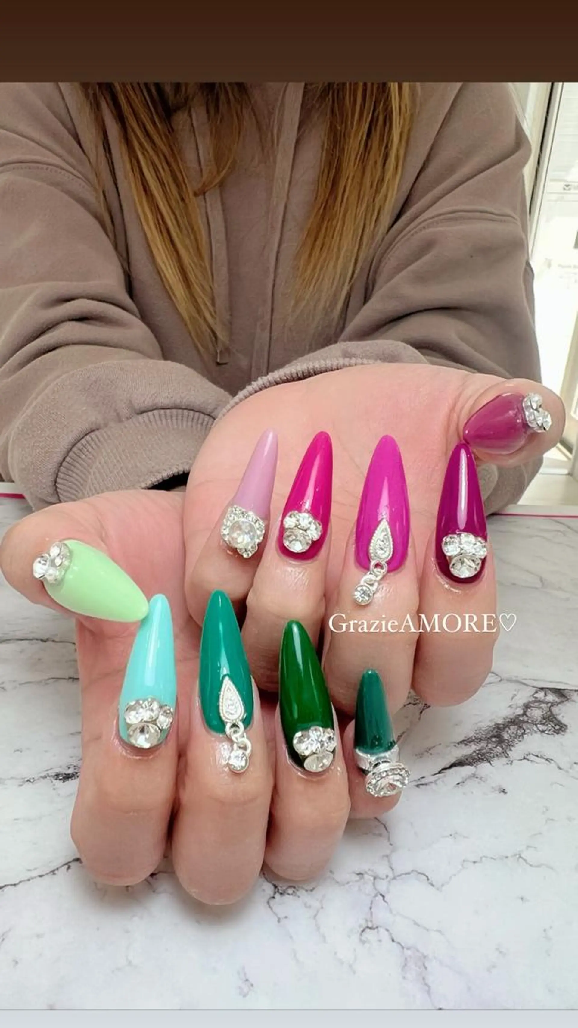 ネイル Grazie AMOREのネイルデザイン