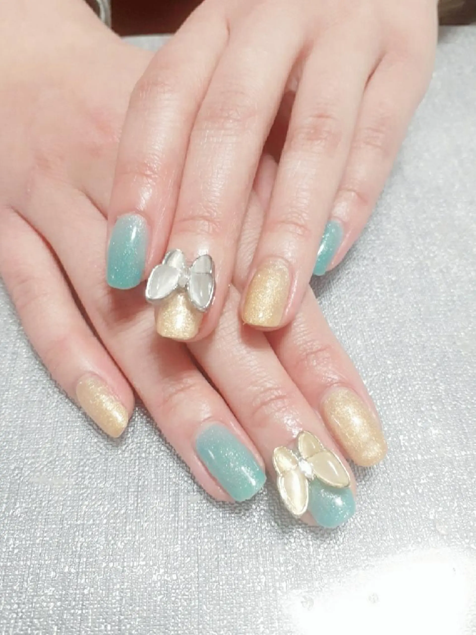 ネイル ストーンネイル ハンドネイル 鈴木 憂維のネイルデザイン