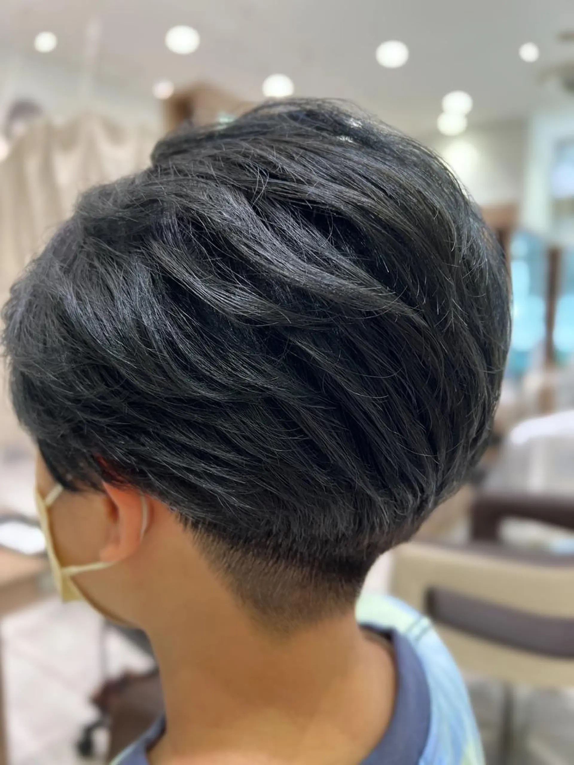 ショート カラー 指原 仁のヘアスタイル