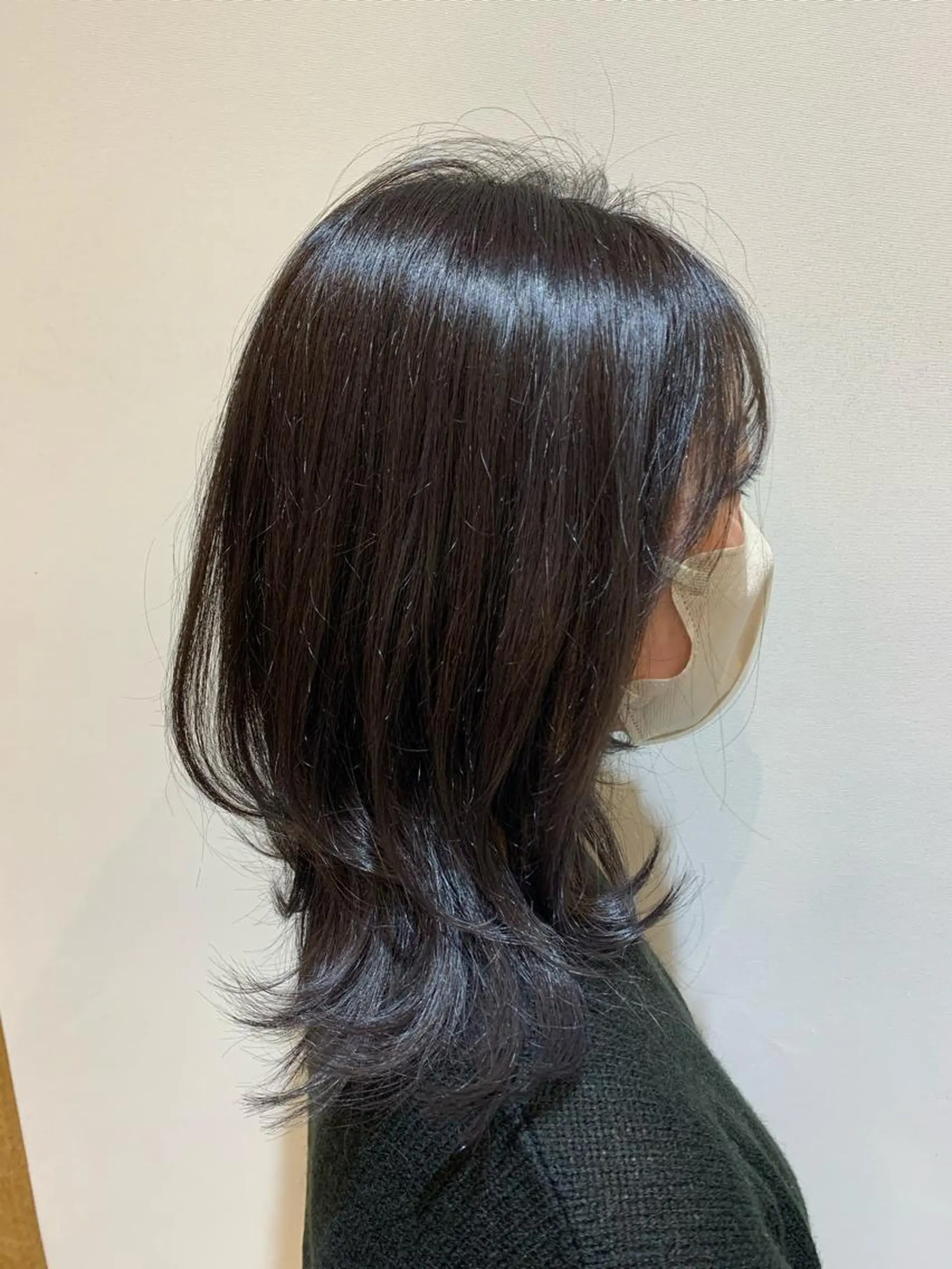 ミディアム カラー ヘアカラー 若狭 彩花のヘアスタイル