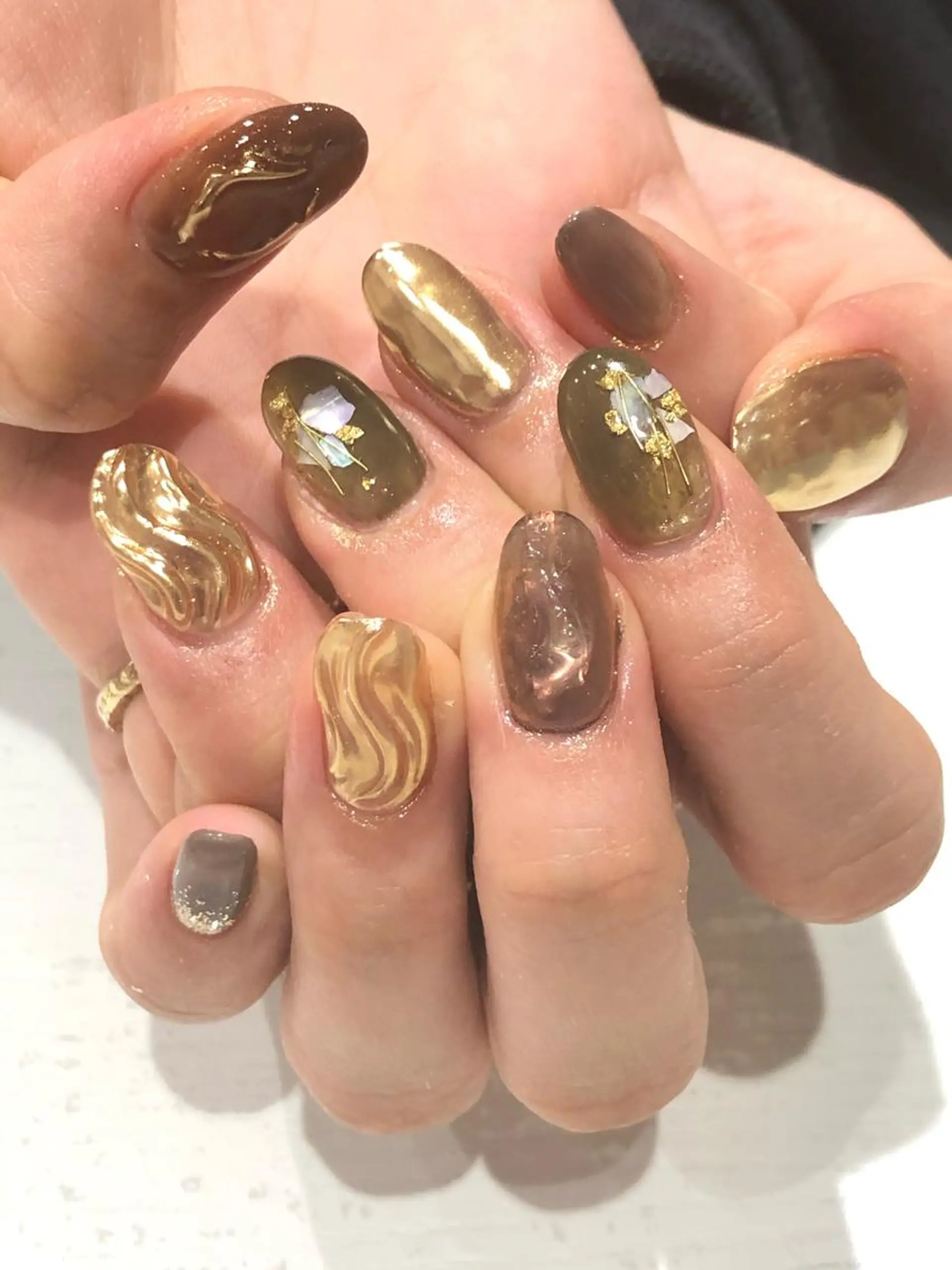 ネイル ハンドネイル Nest 三田のマツエク・マツパデザイン