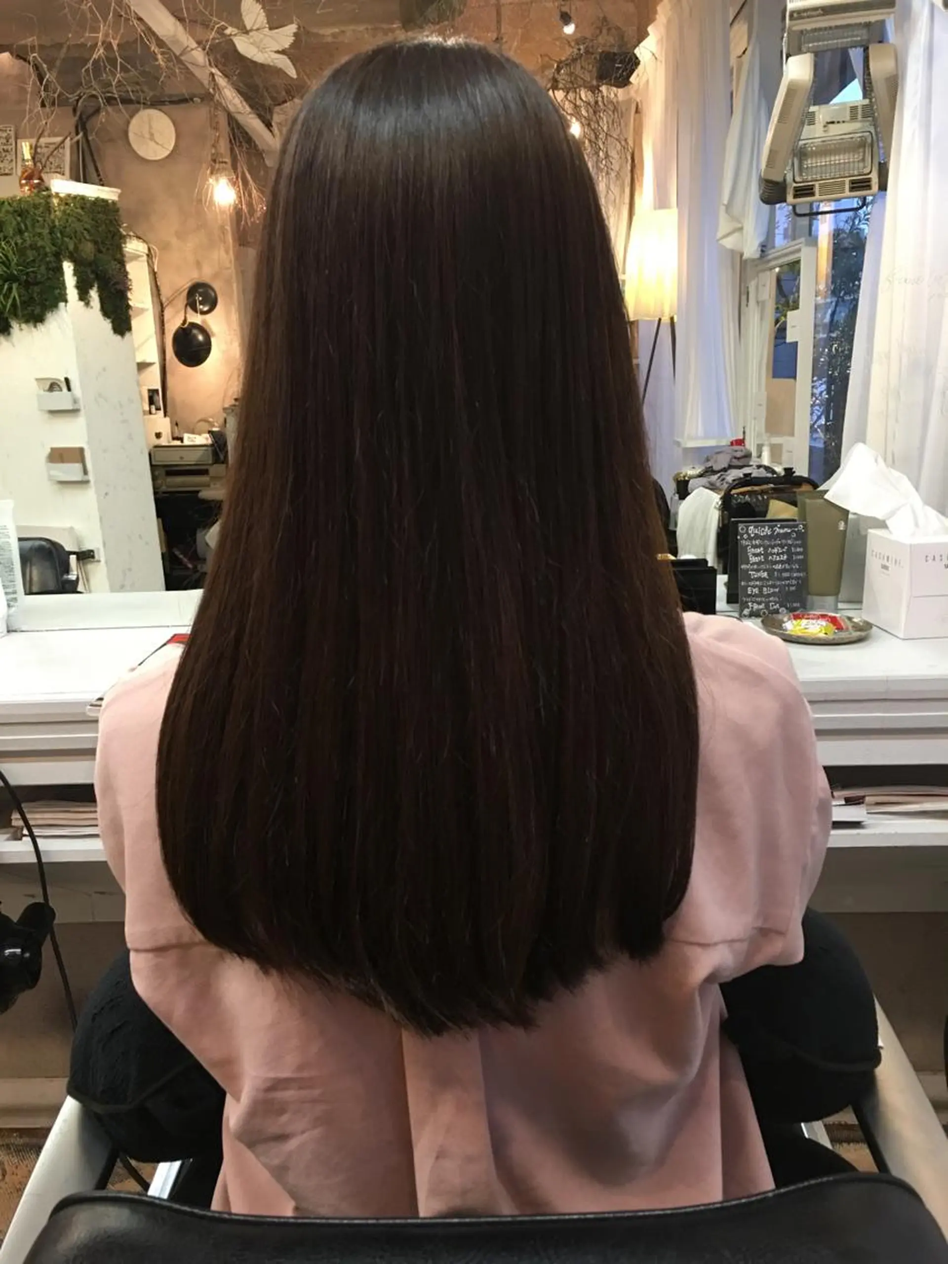 ロング 林 梓のヘアスタイル