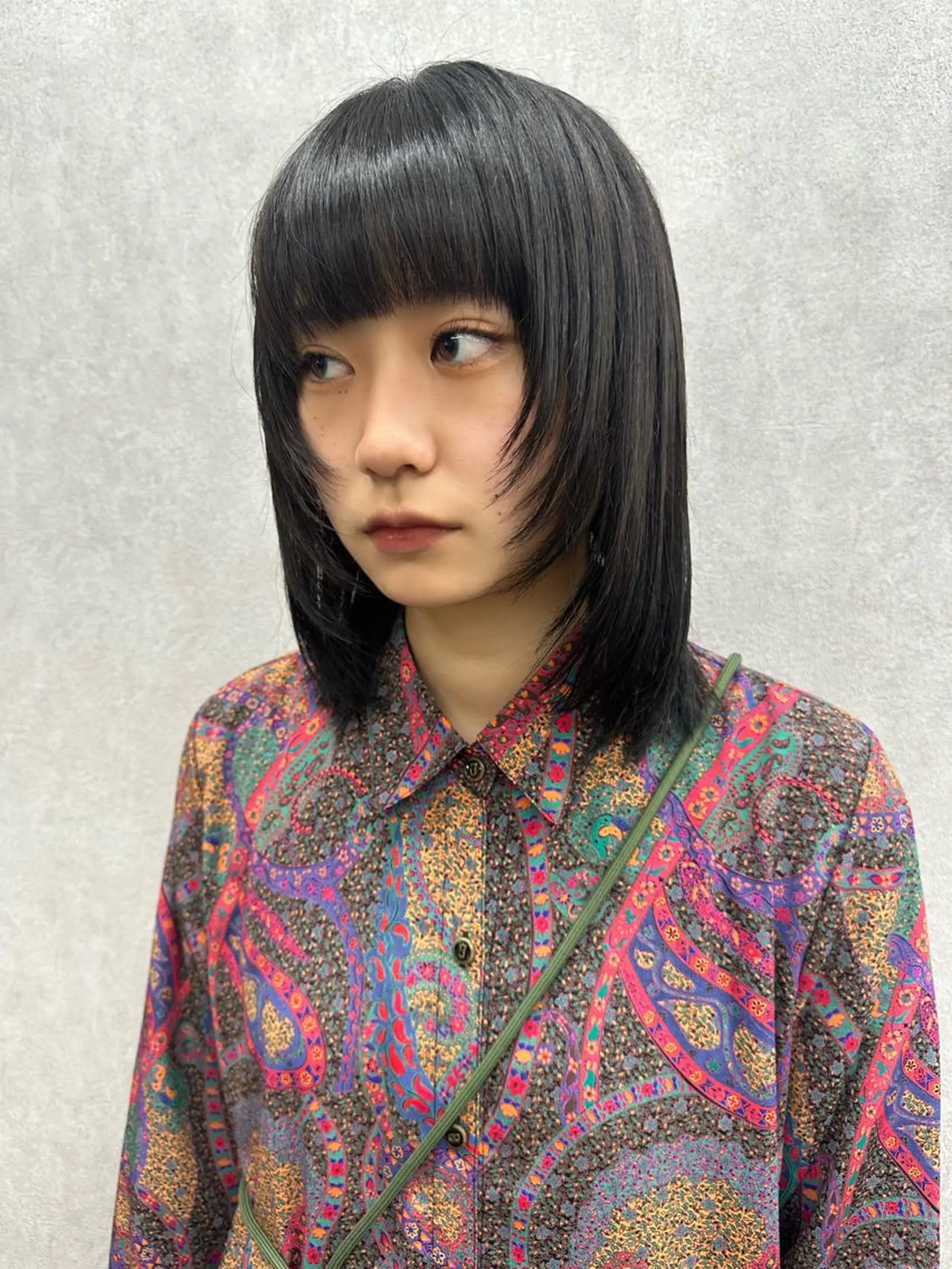 ミディアム カラー 遠藤沙也加 /レイヤーカットのヘアスタイル