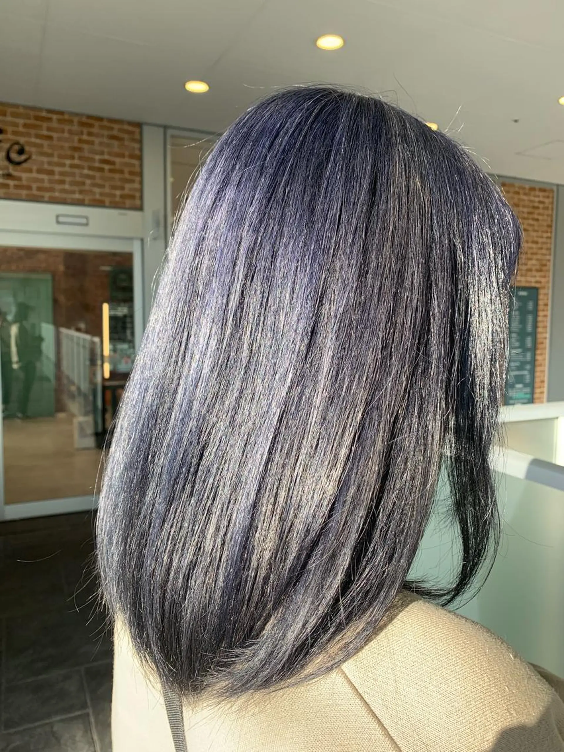 セミロング カラー ブリーチ 髪質改善/縮毛矯正 ツヤ髪🩷さつきのヘアスタイル