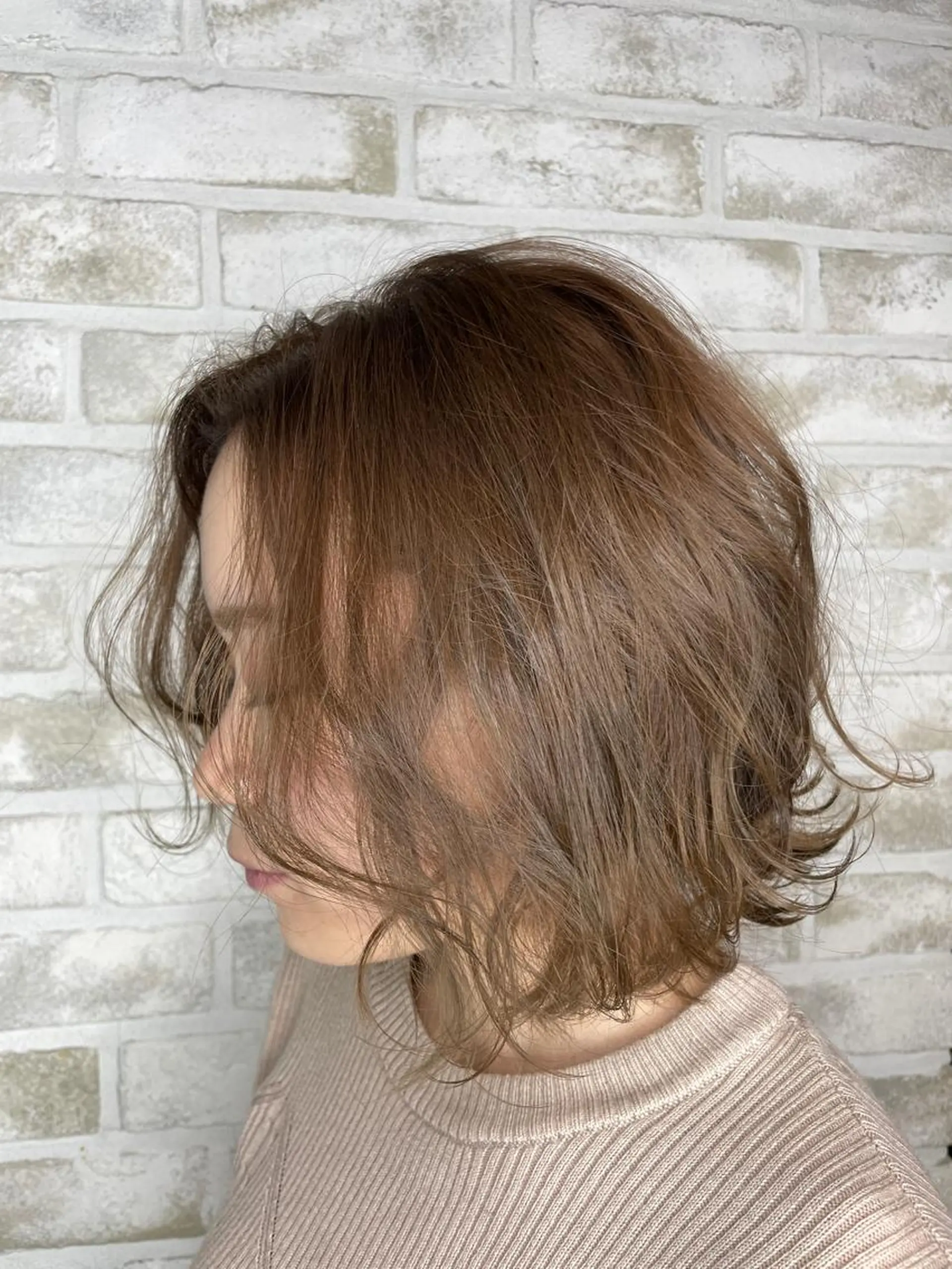 ショート カラー ベージュカラー takumi Hのヘアスタイル