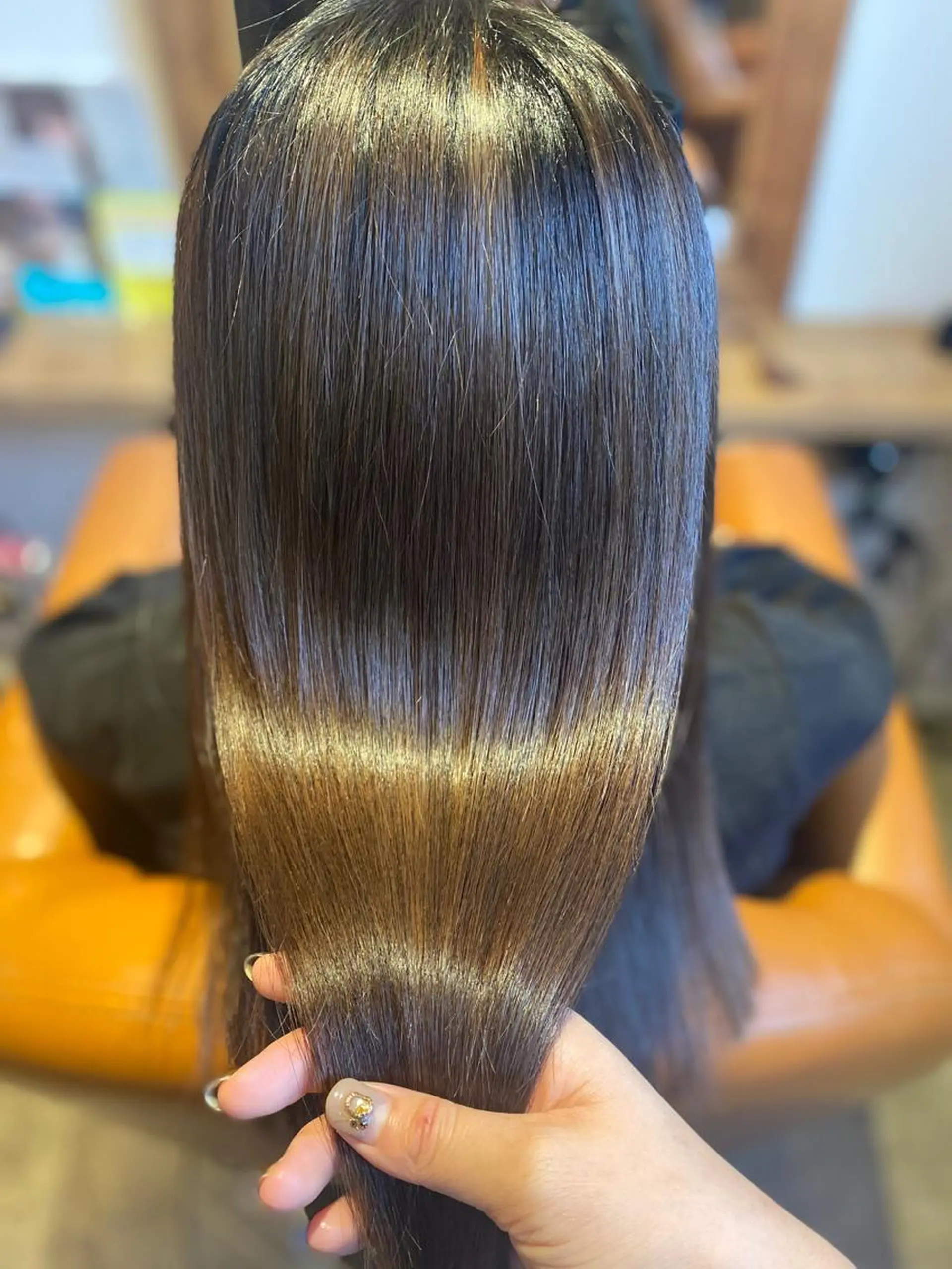 セミロング カラー 髪質改善×矯正🫧 韓国ヘアasamiのヘアスタイル