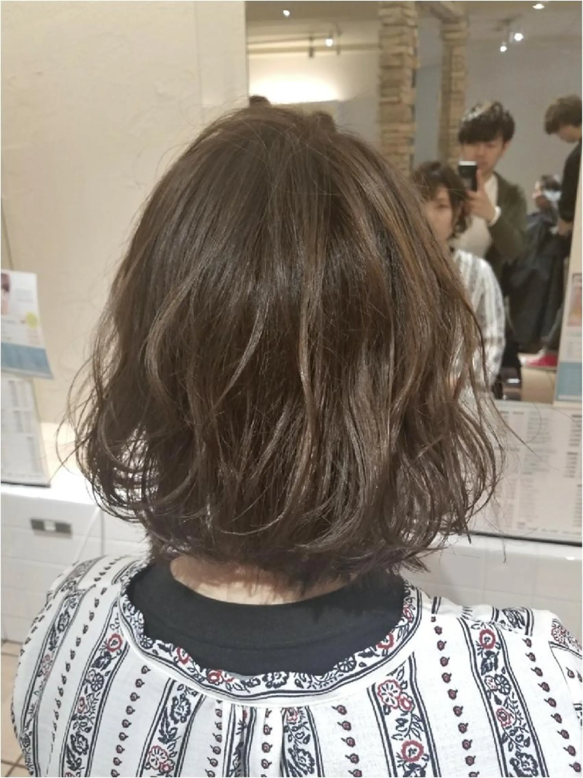 ショート カラー グレージュ 【髪質改善美容師】t occa茨木篠原健太のヘアスタイル