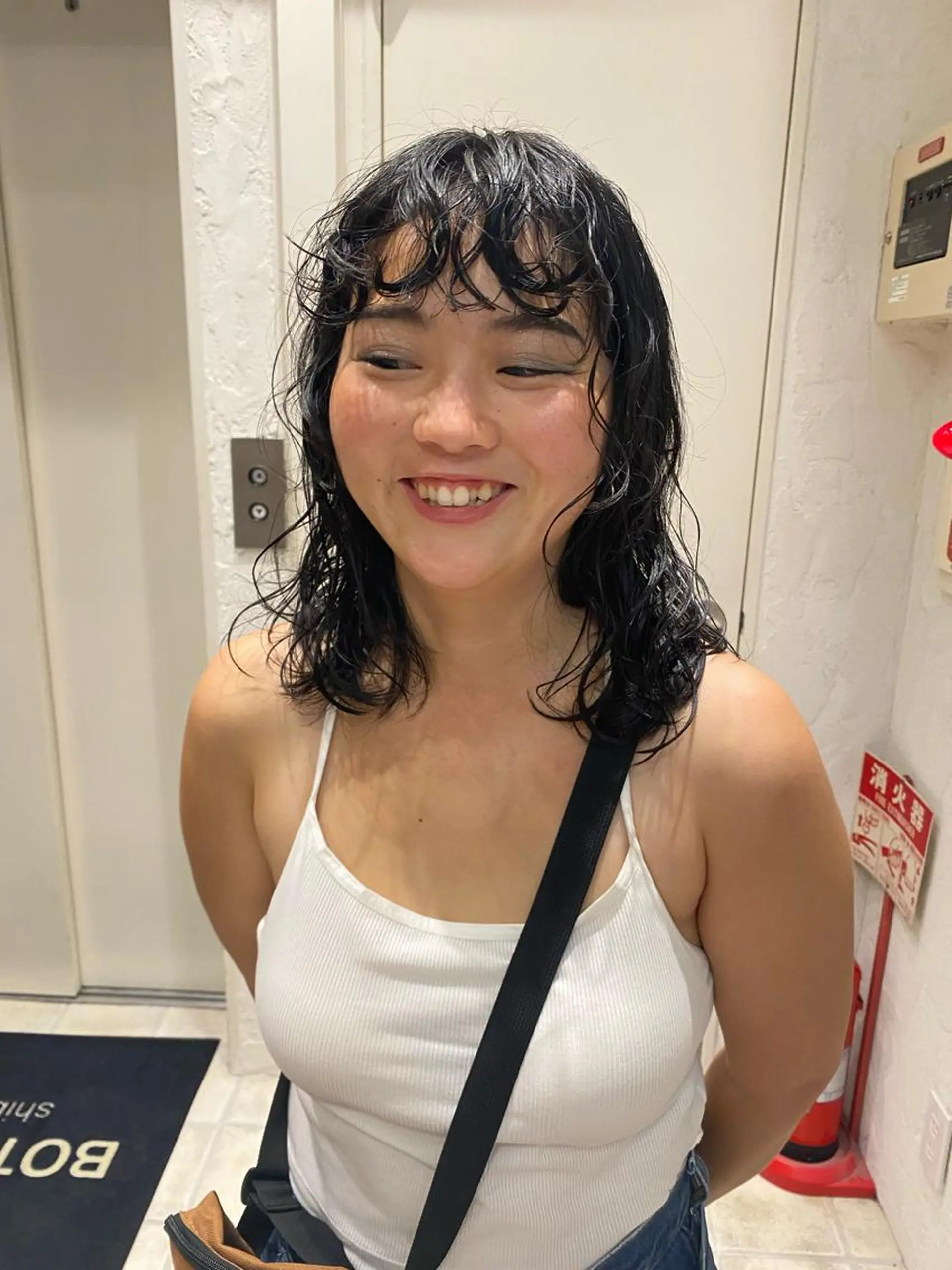 ミディアム パーマ ミディアムパーマ ニュアンスパーマ 🌸透明感艶 カラー🌸Yuukiのヘアスタイル