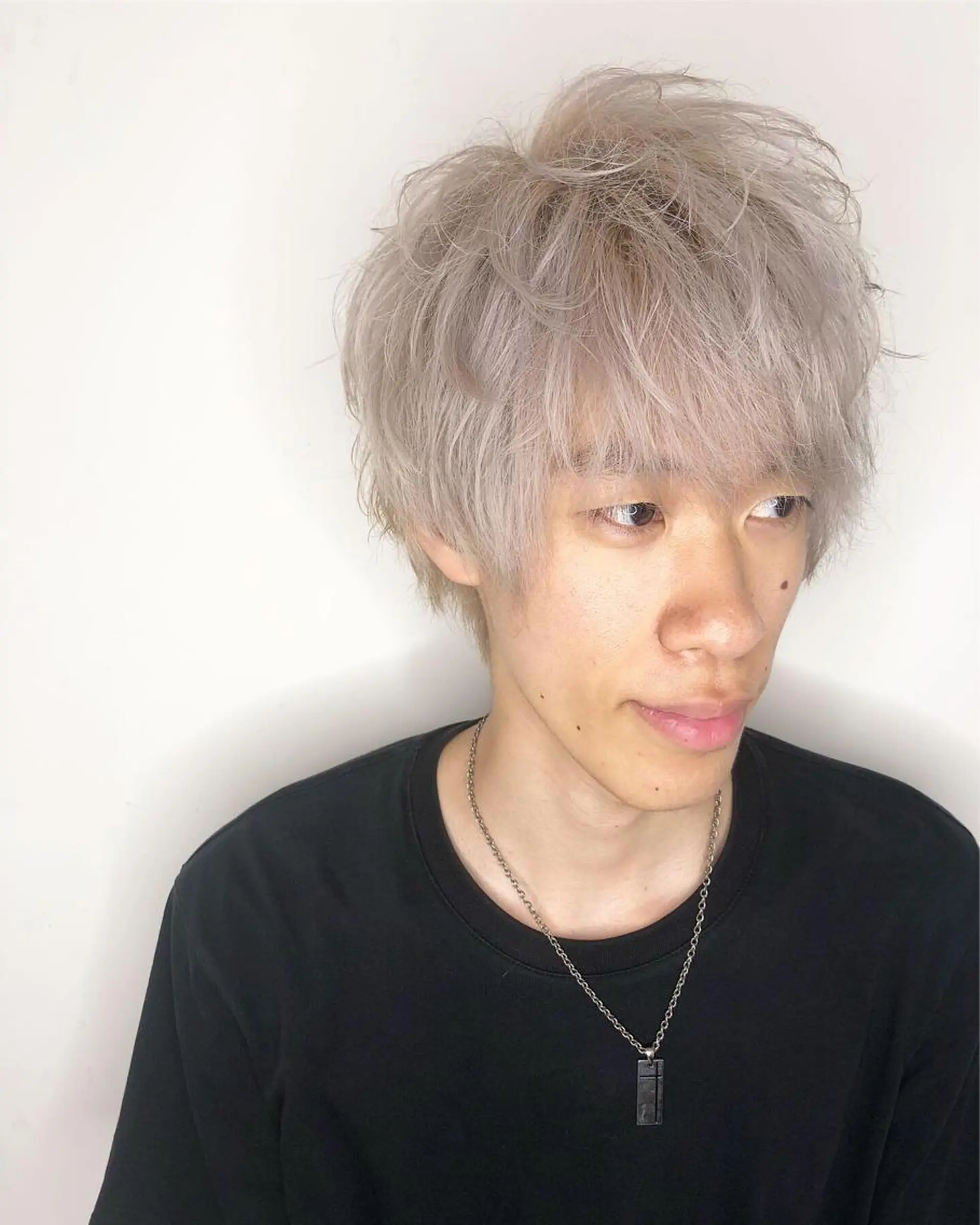 ショート カラー ブリーチ 透明感カラー 松田晃代のヘアスタイル