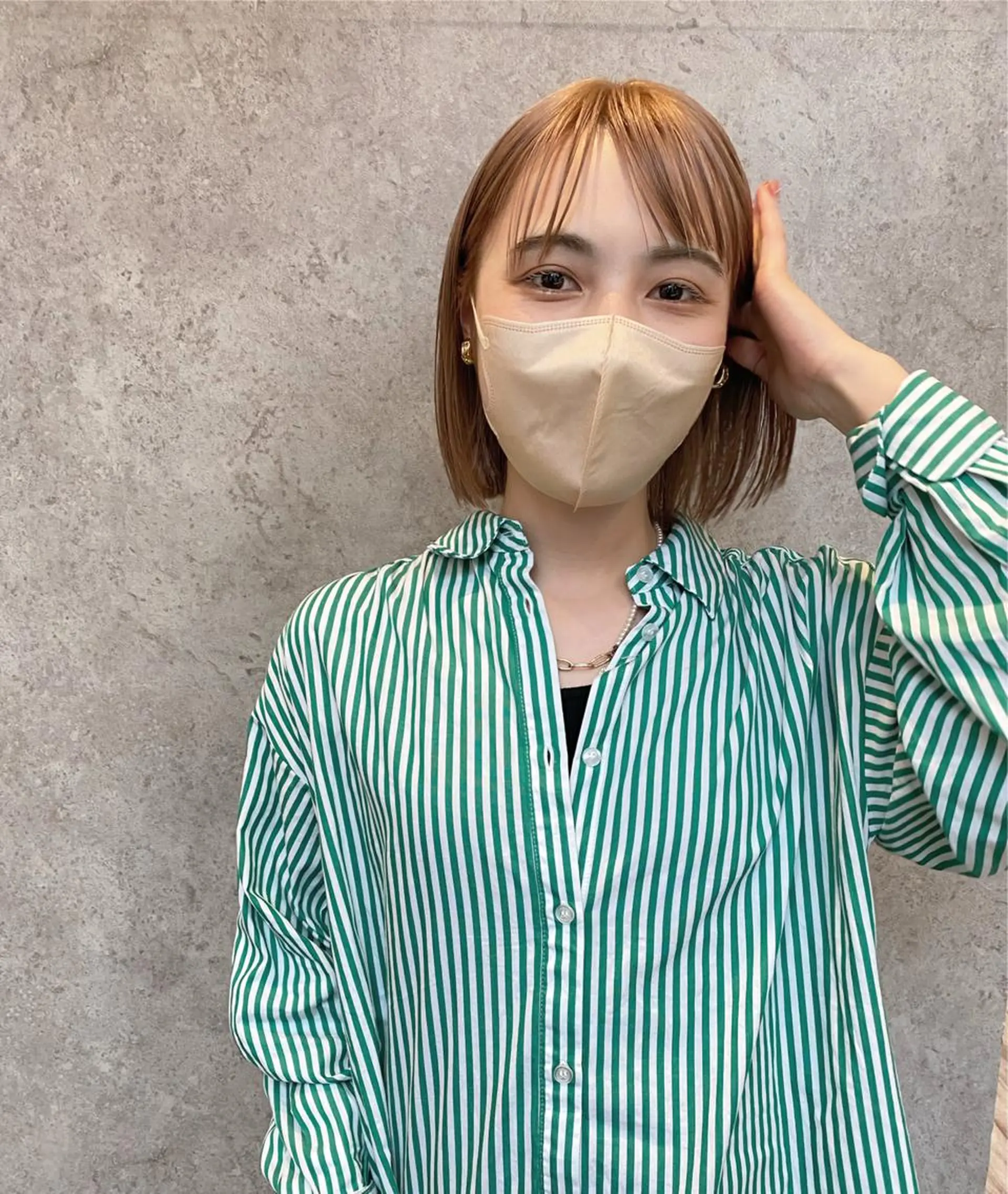 ショート 切りっぱなしボブ ボブ 外ハネヘア 栗原 瑞稀のヘアスタイル