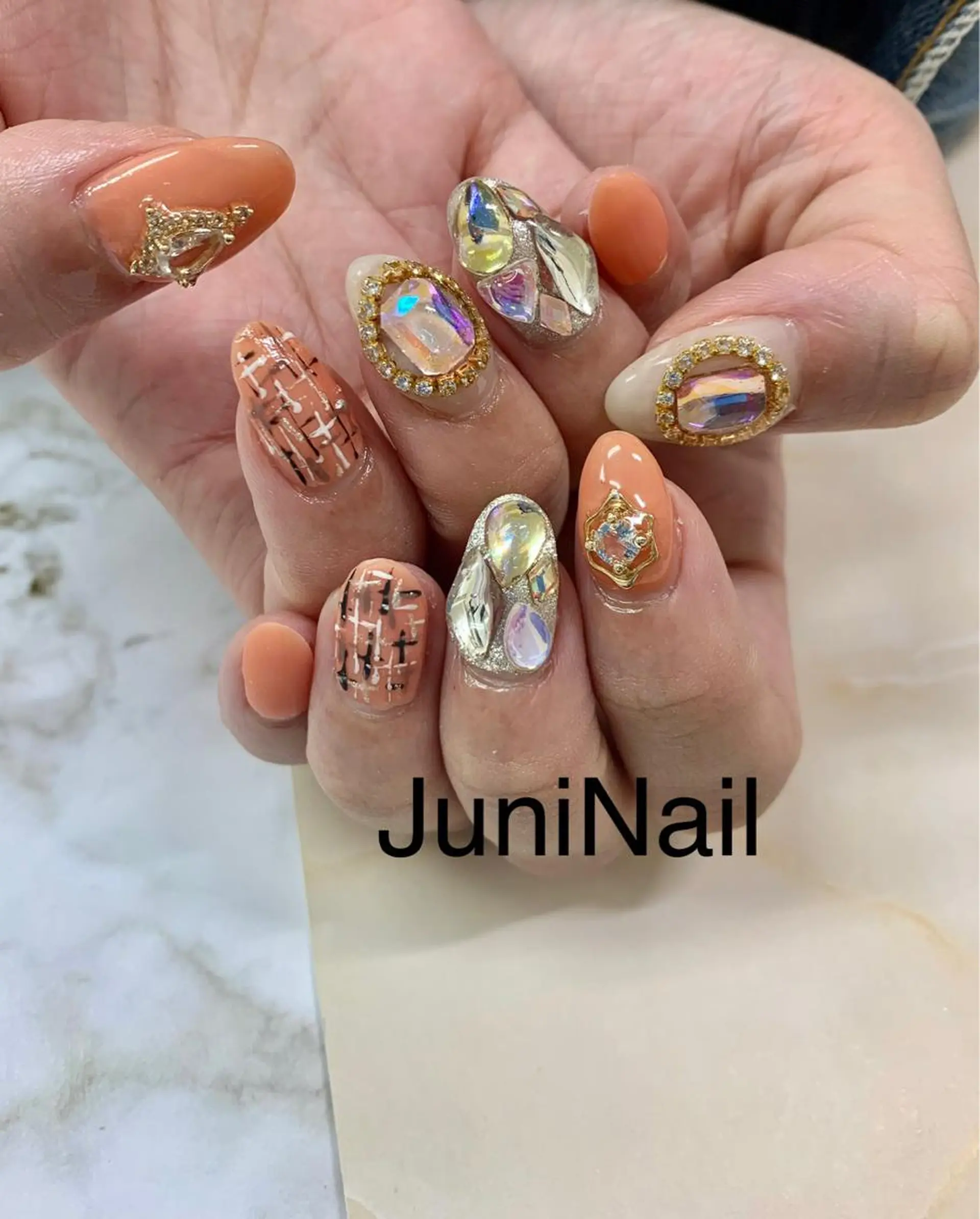 ネイル ハンドネイル JuniNail 주니네일🇰🇷suのネイルデザイン
