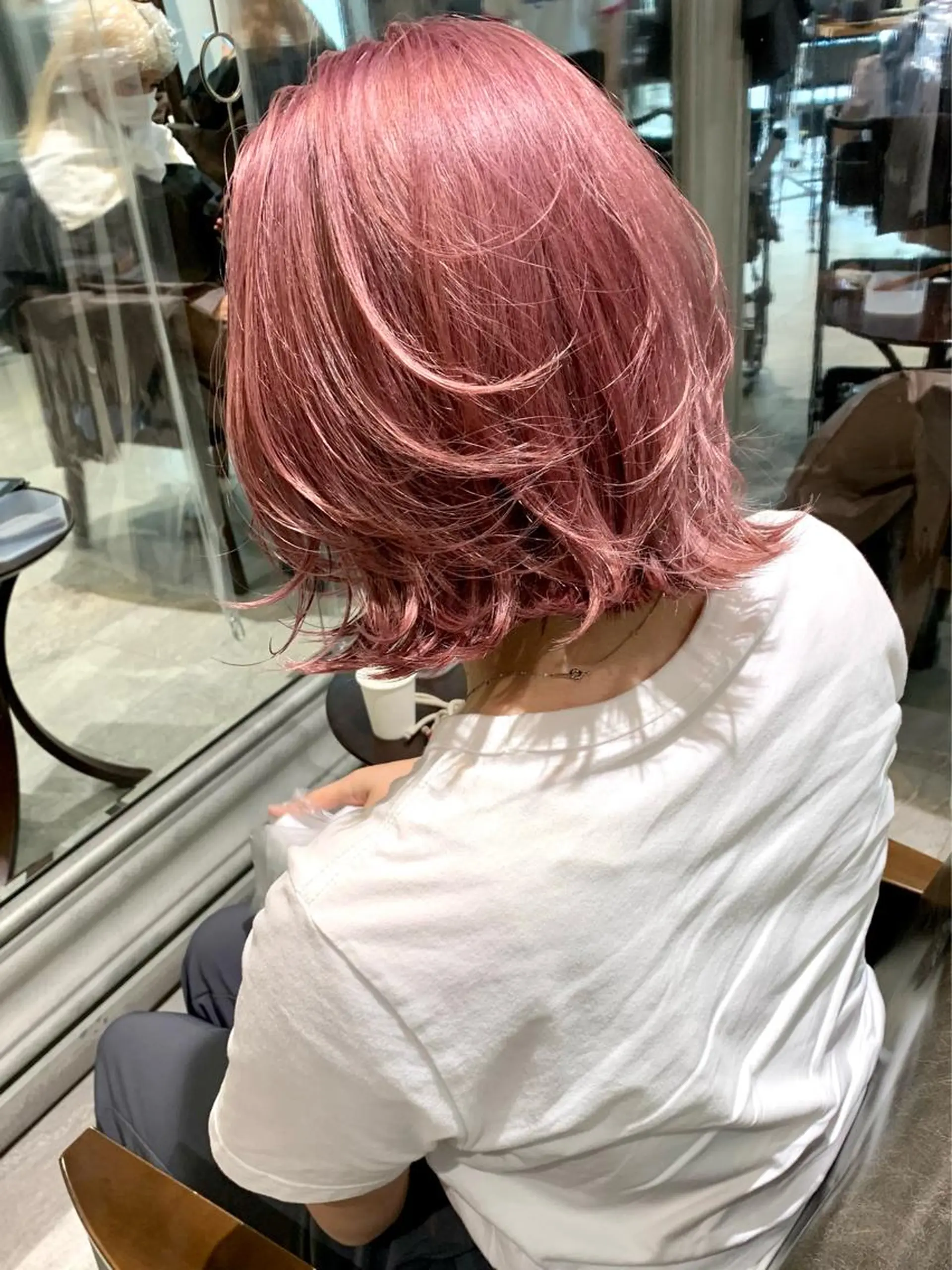 ショート カラー ヘアアレンジ カット ヘアカラー トリートメント ヘッドスパ ヘアセット ハイトーン/美髪矯正 🍃大江拓実のヘアスタイル