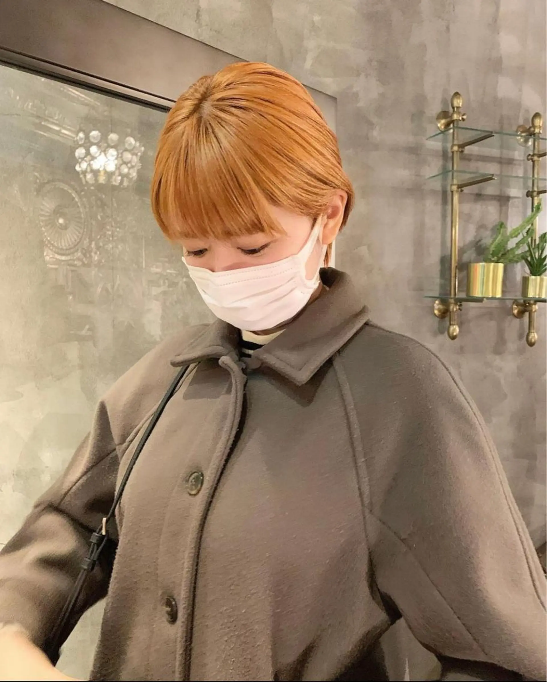 ショート カラー ブリーチ オレンジ 圧倒的デザイン力 店長🎨RENAのヘアスタイル