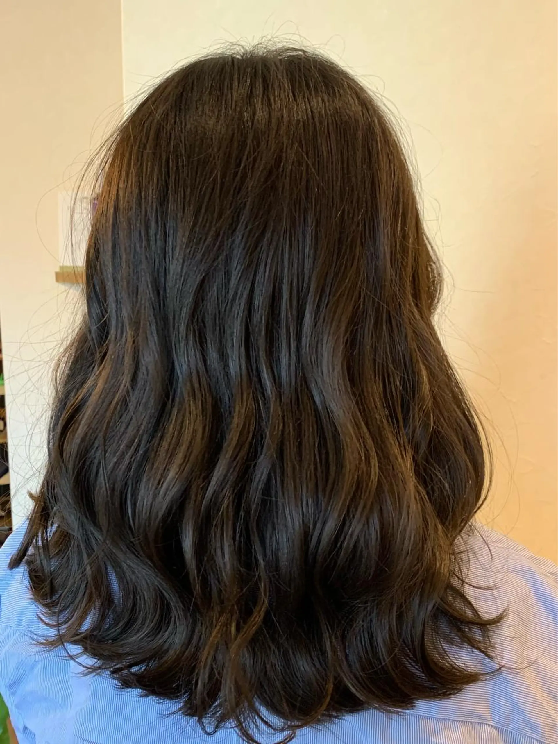 ミディアム カラー アッシュ 透明感カラー/ブリー チ無し/瀧田恭平のヘアスタイル