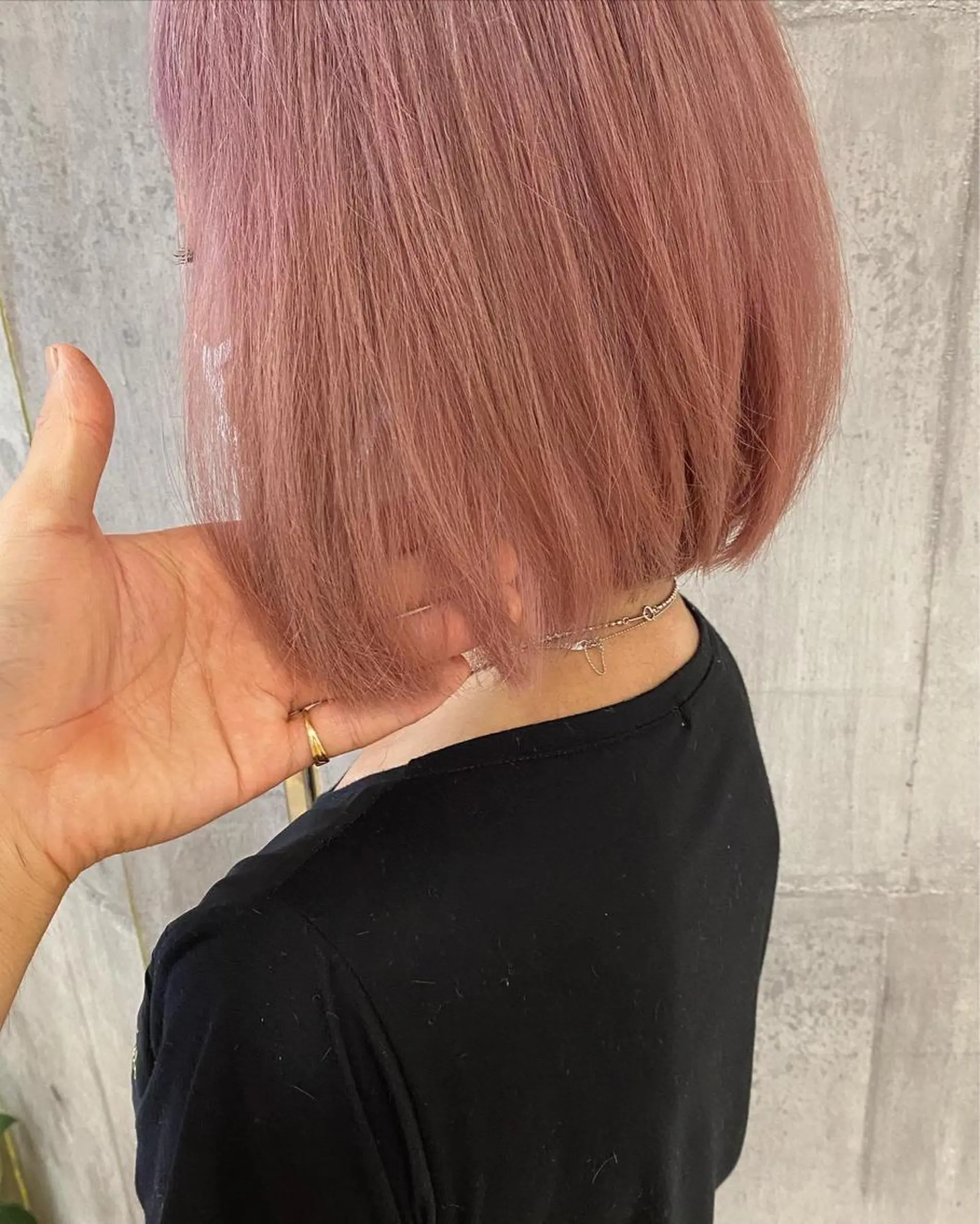 ショート カラー ピンクカラー カット ヘアカラー トリートメント 田室 和幸のヘアスタイル