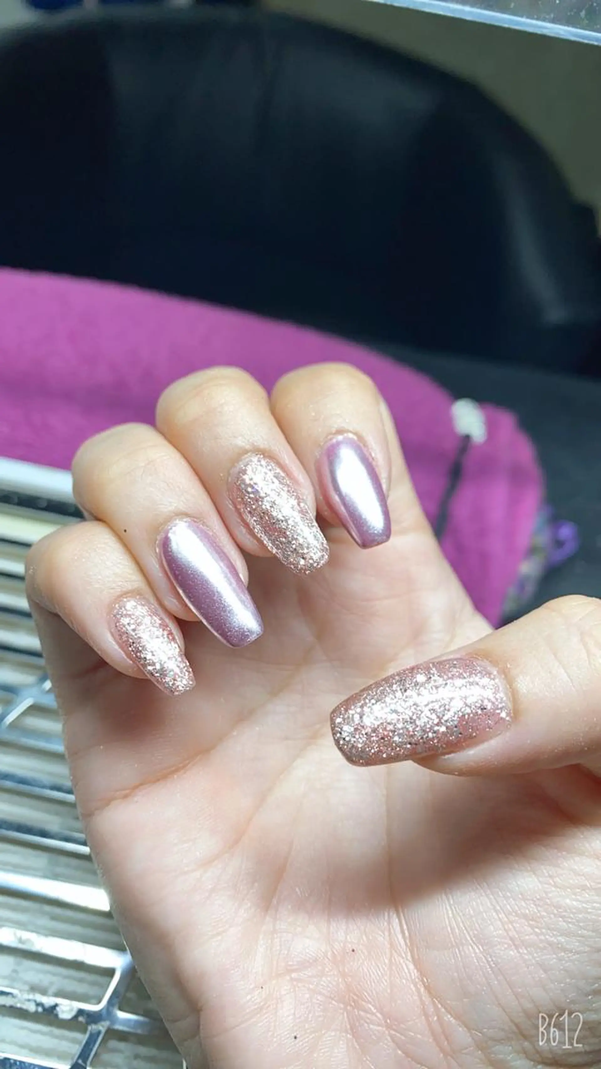 ネイル ラメ(グリッター) ミラーネイル 古川 真理枝のネイルデザイン