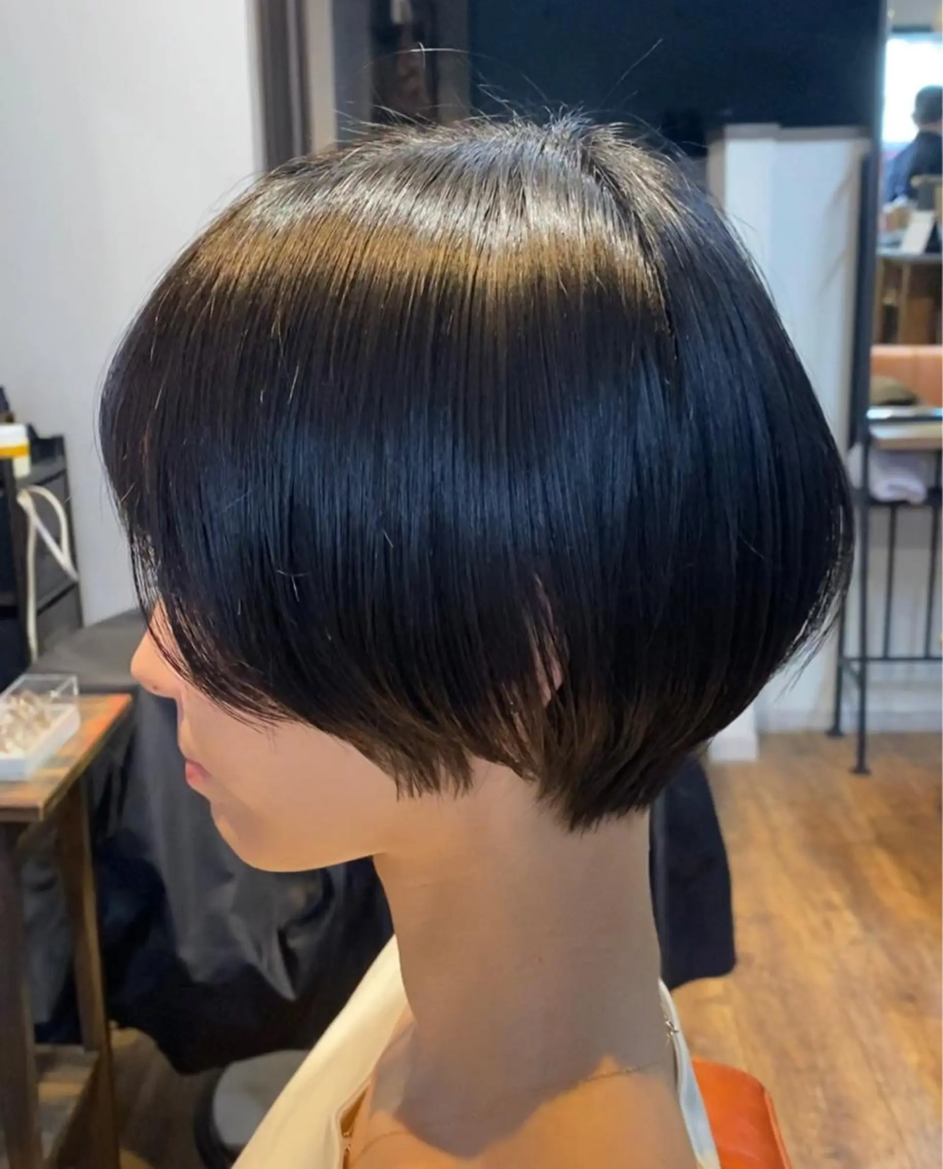 ショート カラー ショートボブ イルミナカラー ボブ ショートヘア カット ヘアカラー トリートメント HAIR STUDIO buzz所属・金子 富士のヘアスタイル
