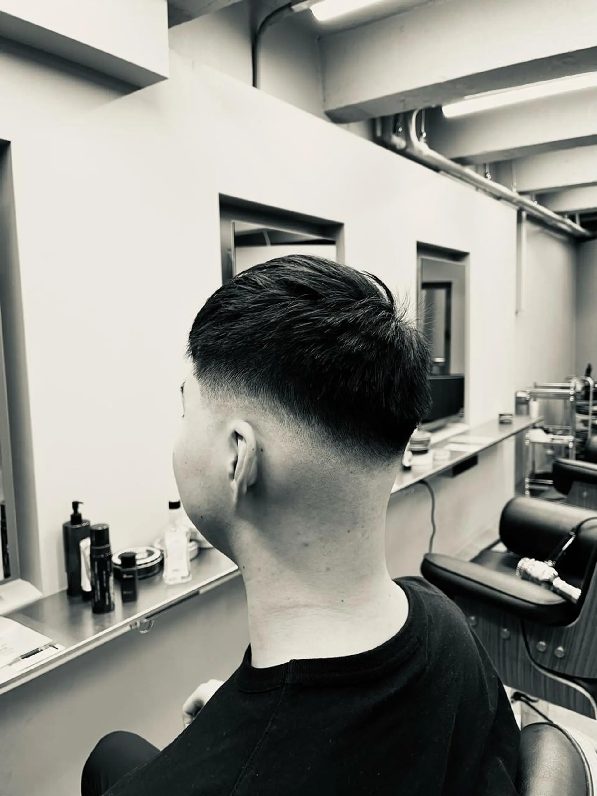 ショート メンズ センターパート フェードカット マッシュ メンズパーマ メンズツイストパーマ 池袋メンズパーマ フェード純平のヘアスタイル