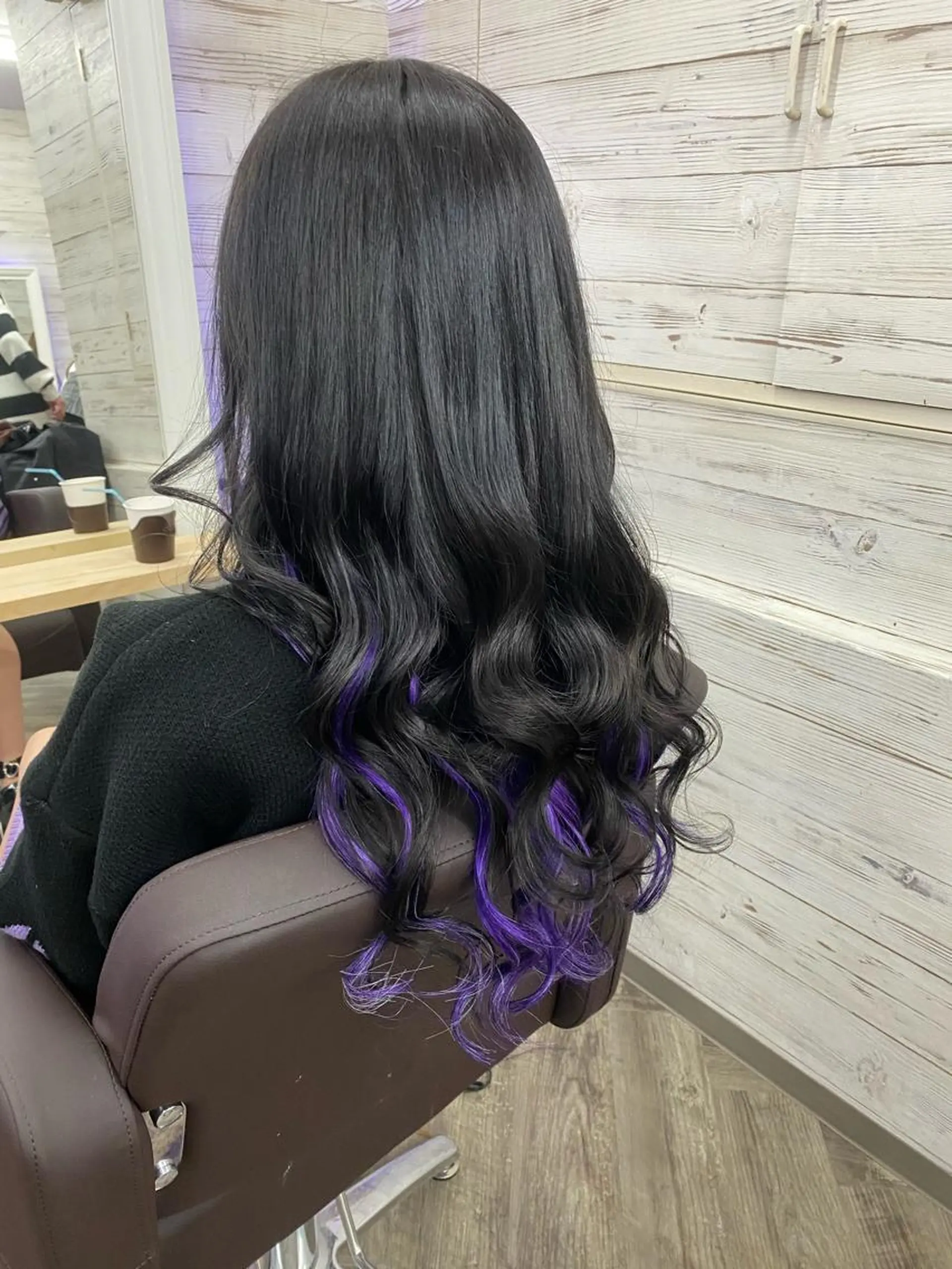 ミディアム カラー ヘアアレンジ アイブロウ ショートボブ 編み込みエクステ シールエクステ ミディアムパーマ バレイヤージュ LAVENDIA 初音のヘアスタイル