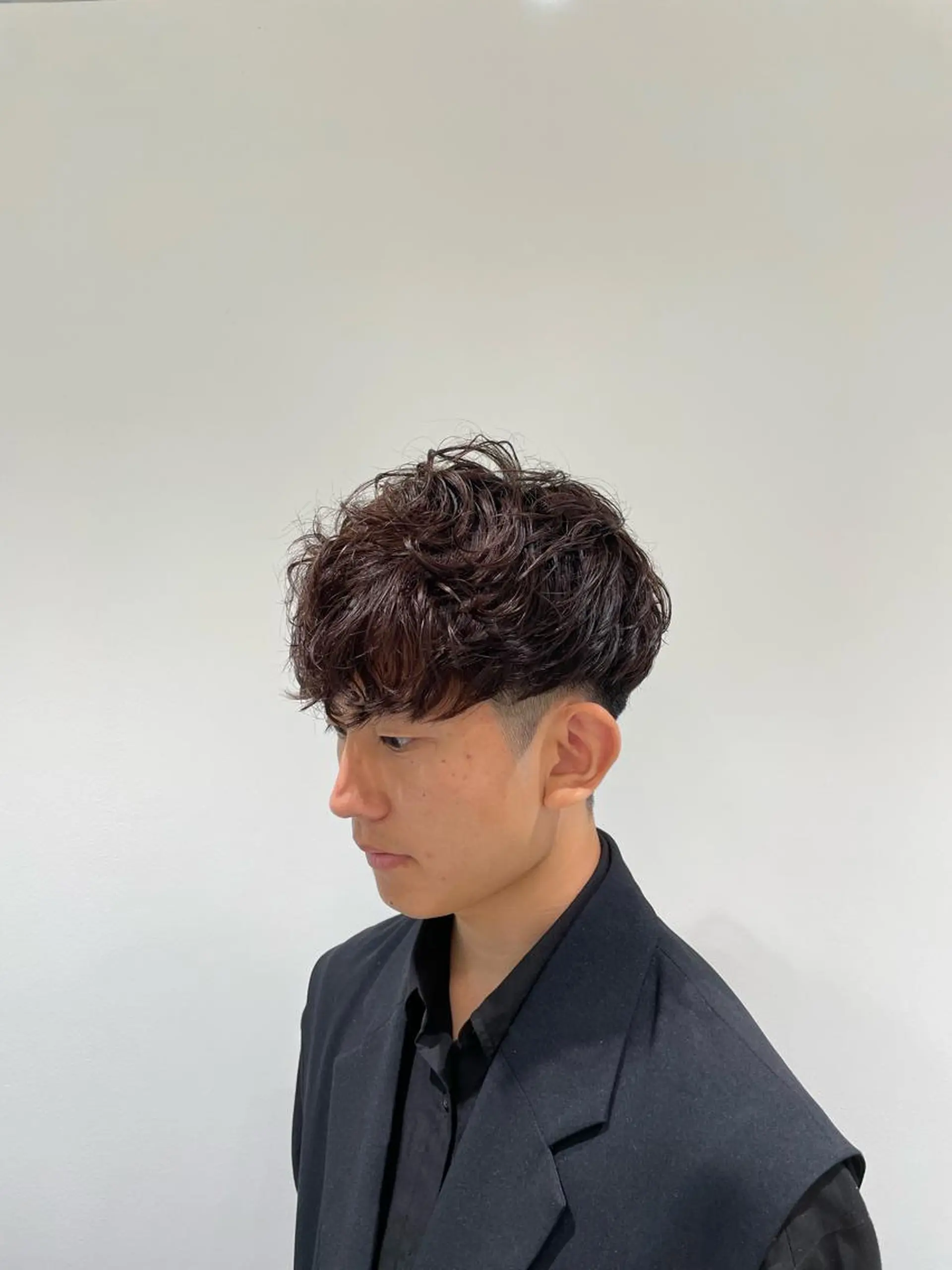 ショート メンズ メンズパーマ スペインカール 波巻きパーマ 外国人風カラー カット パーマ トリートメント フェザーパーマ職人 🪶ryosukeのヘアスタイル