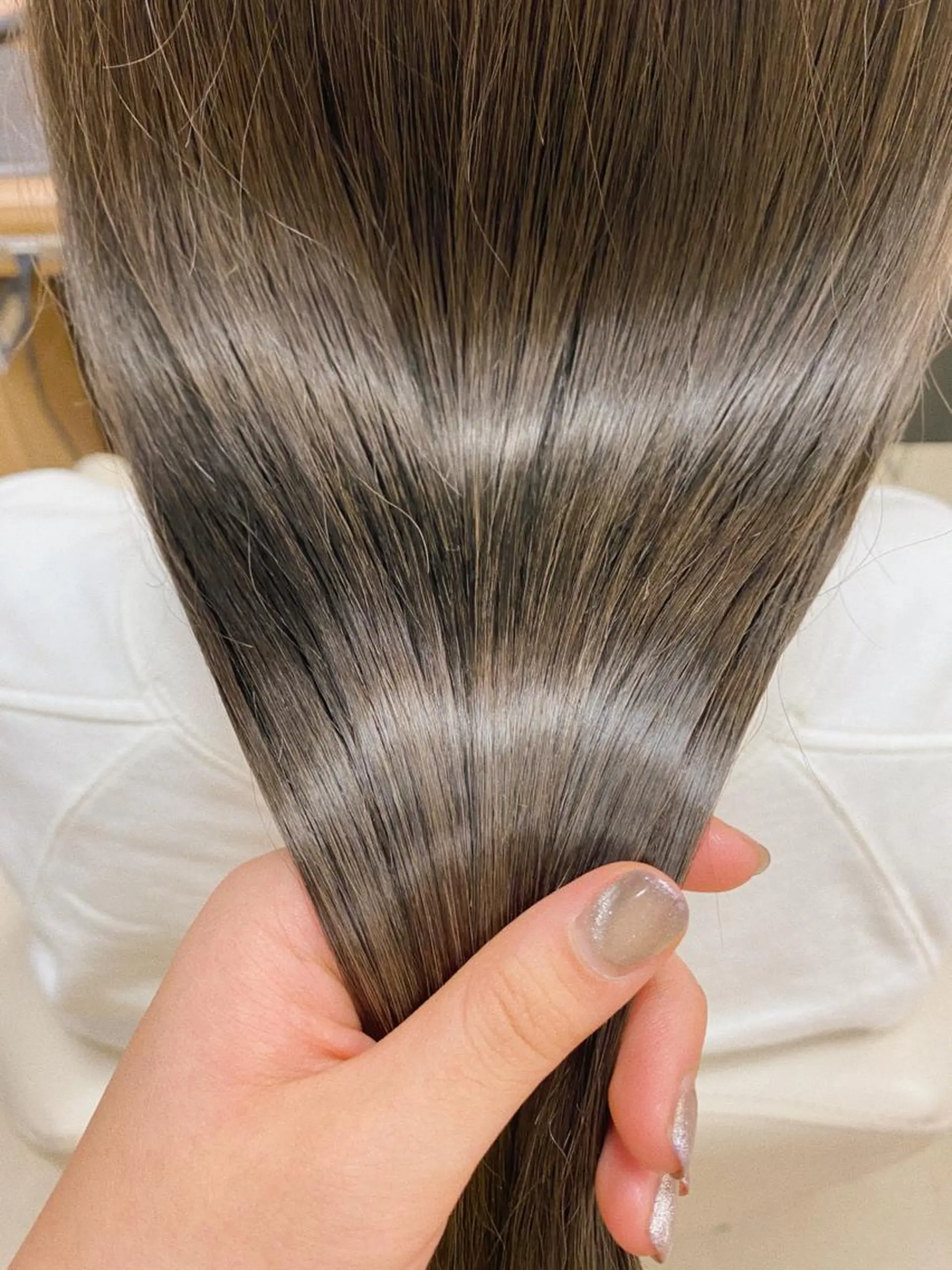 ロング カラー オリーブカラー トリートメント ブリーチカラー/ベー ジュ/Hono🦖のヘアスタイル