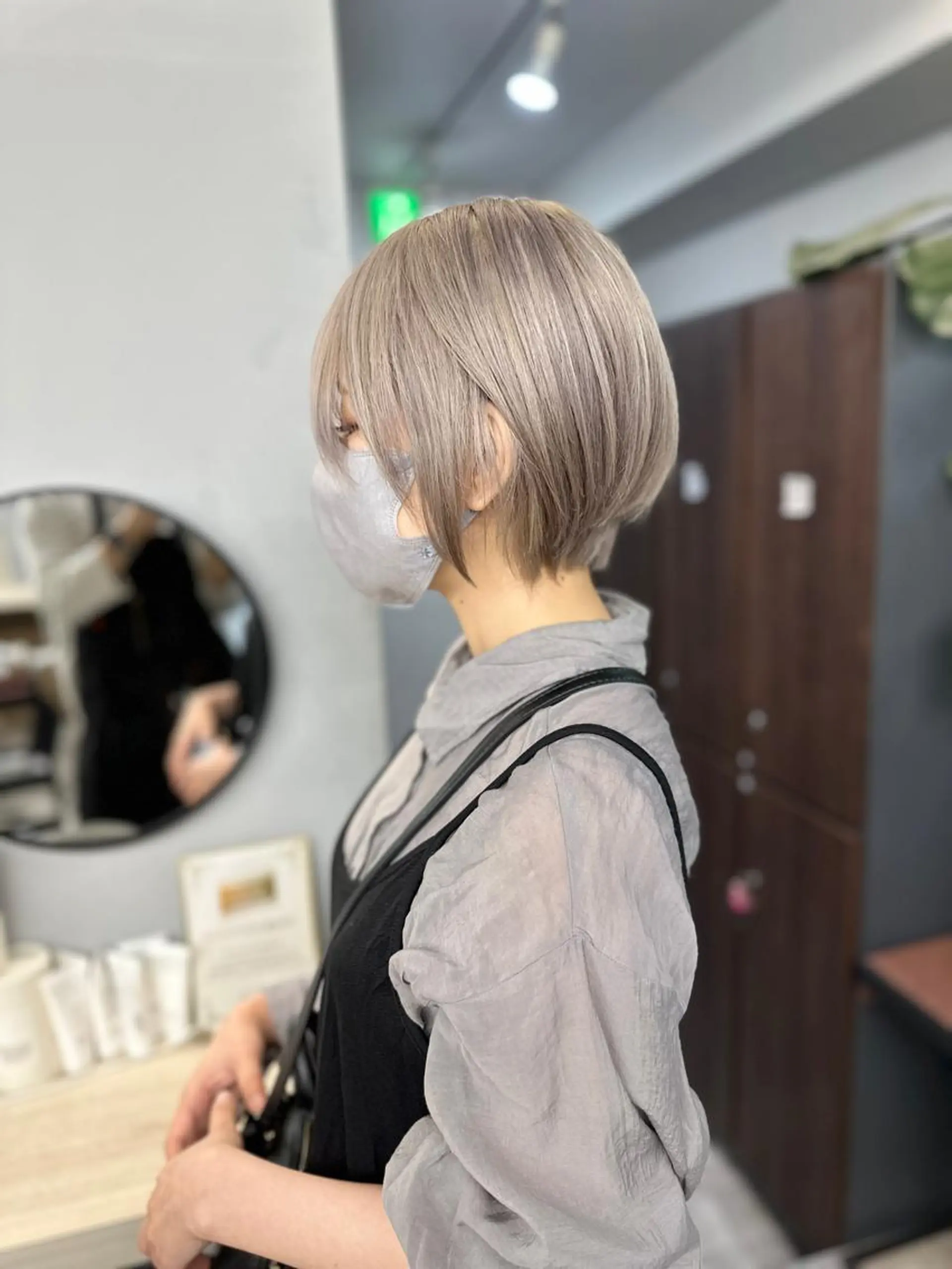 ショート カラー バレイヤージュ ベージュカラー ブリーチ ハイライトカラー ハイトーンカラー ヘアカラー トリートメント opus 店長大和 レイヤー/赤み消しのヘアスタイル