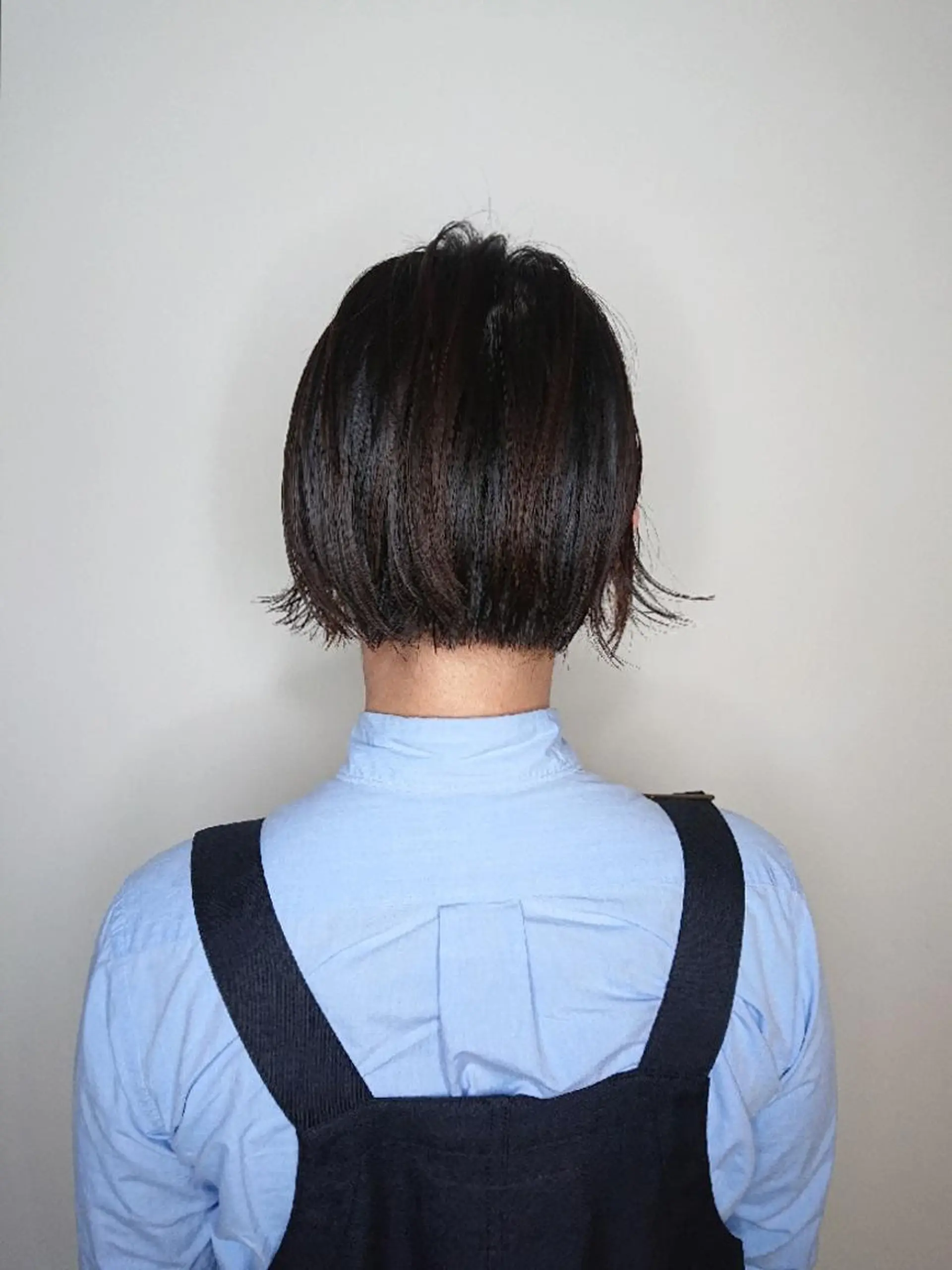 ショート ラベンダーベージュ ボブ くびれヘア 外国人風カラー ハイライト カット ヘアカラー トリートメント タイキ  【nico】のヘアスタイル