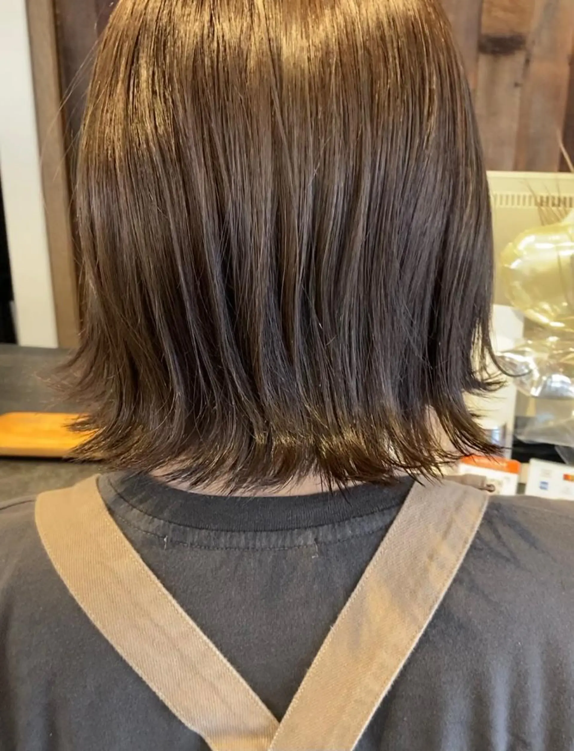 ショート カラー 瓦井 慧のヘアスタイル