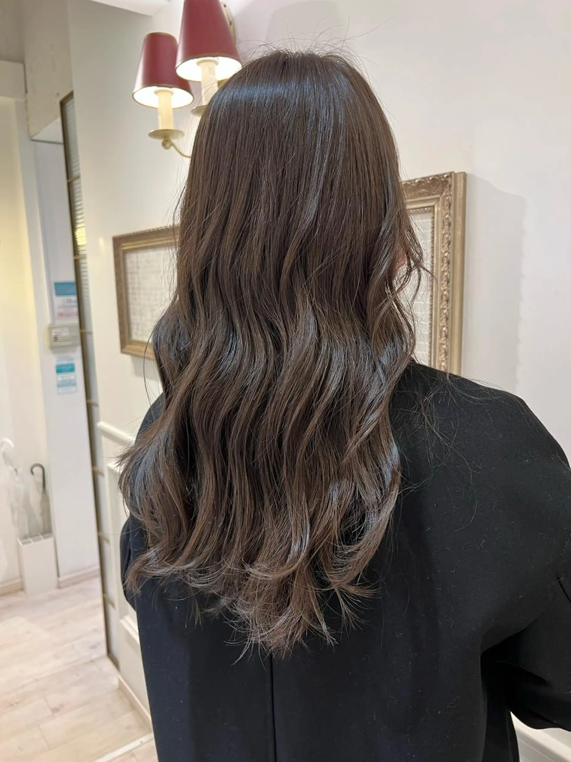 セミロング カラー ヘアアレンジ アッシュ アッシュブラウン ブラウンカラー 福壽 優奈のヘアスタイル