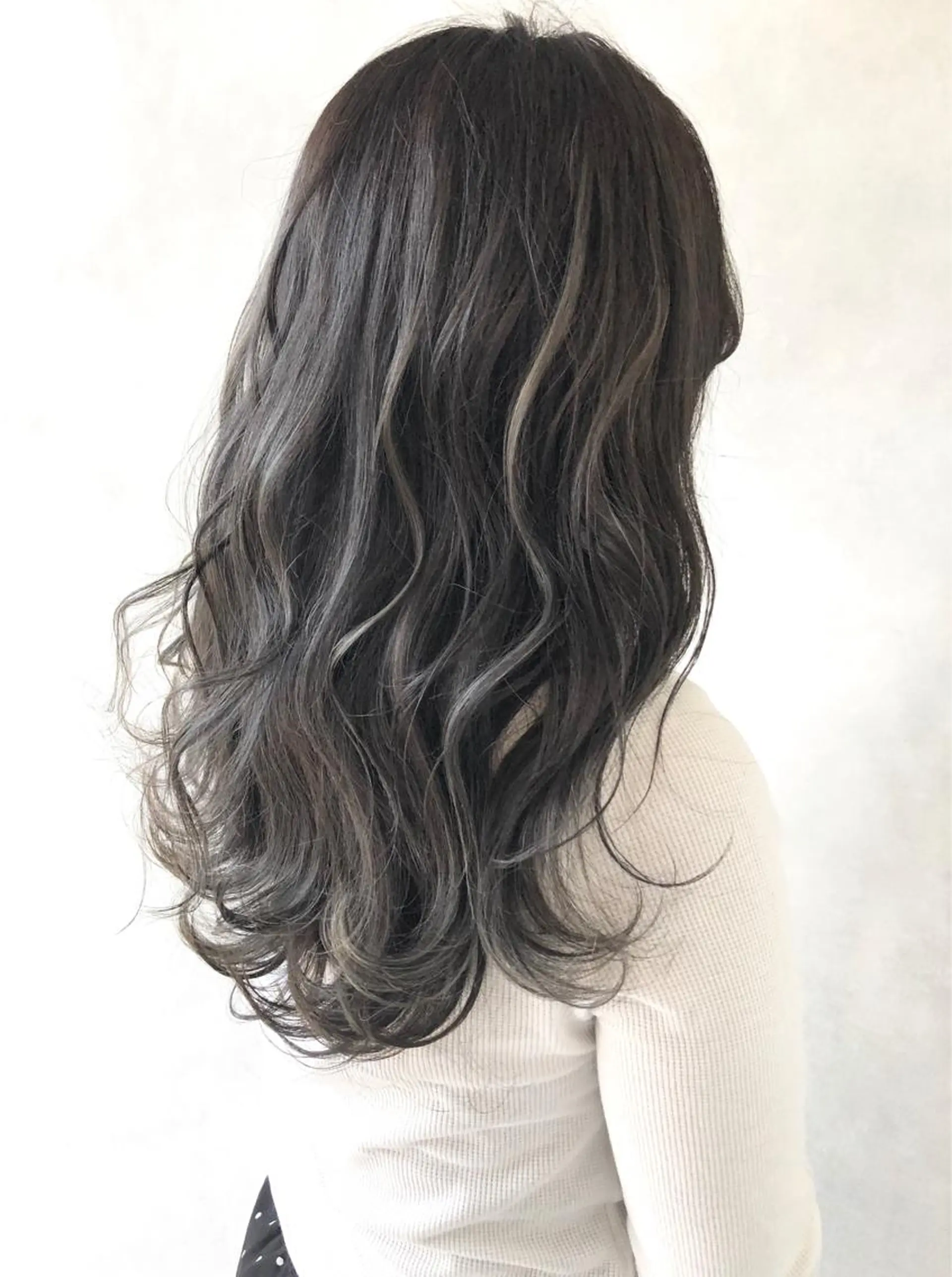 セミロング ヘアカラー トリートメント 小澤大輔 YOLO hairのヘアスタイル