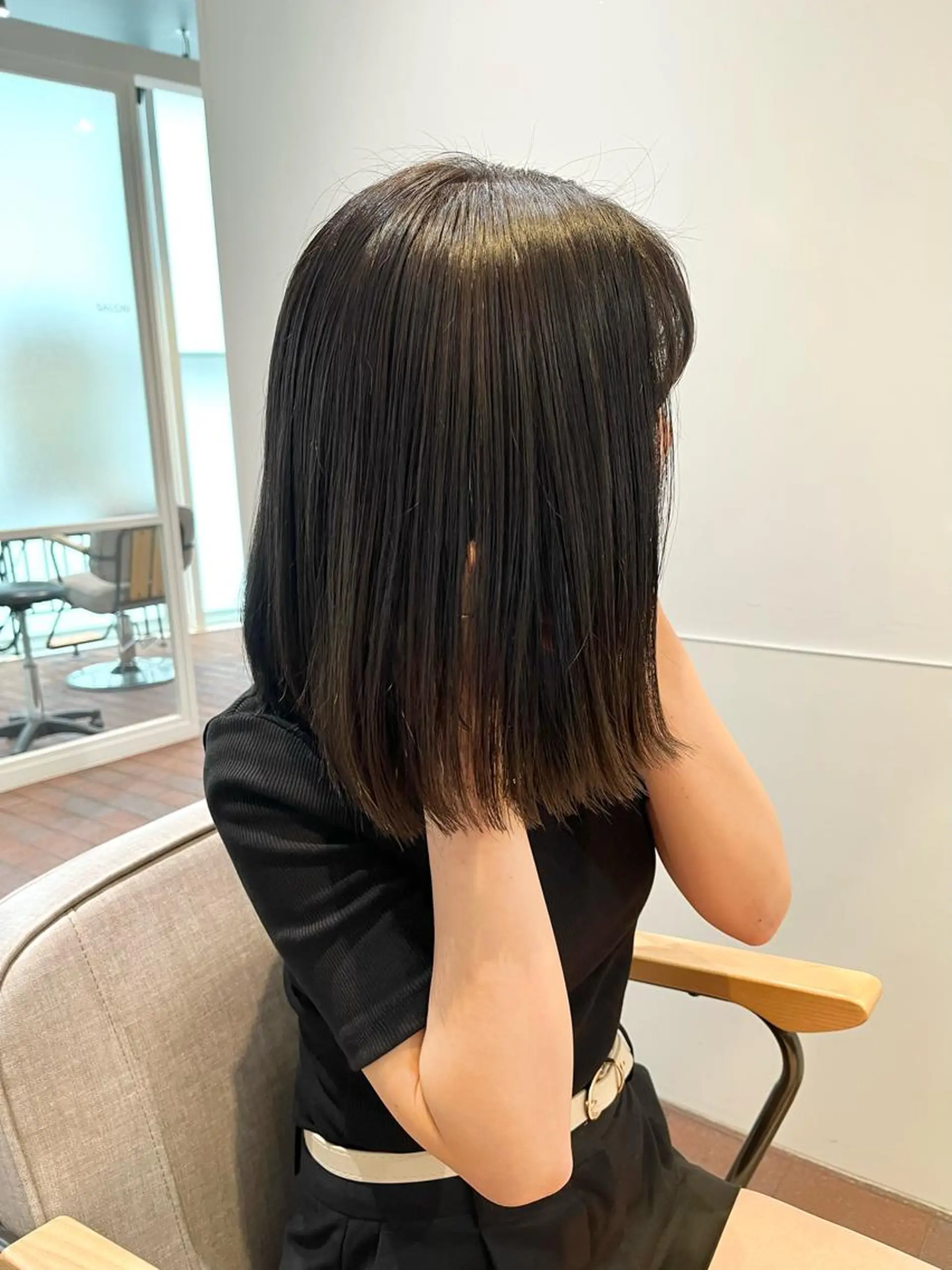 ミディアム カラー カット ヘアカラー トリートメント 片岡 由依のヘアスタイル