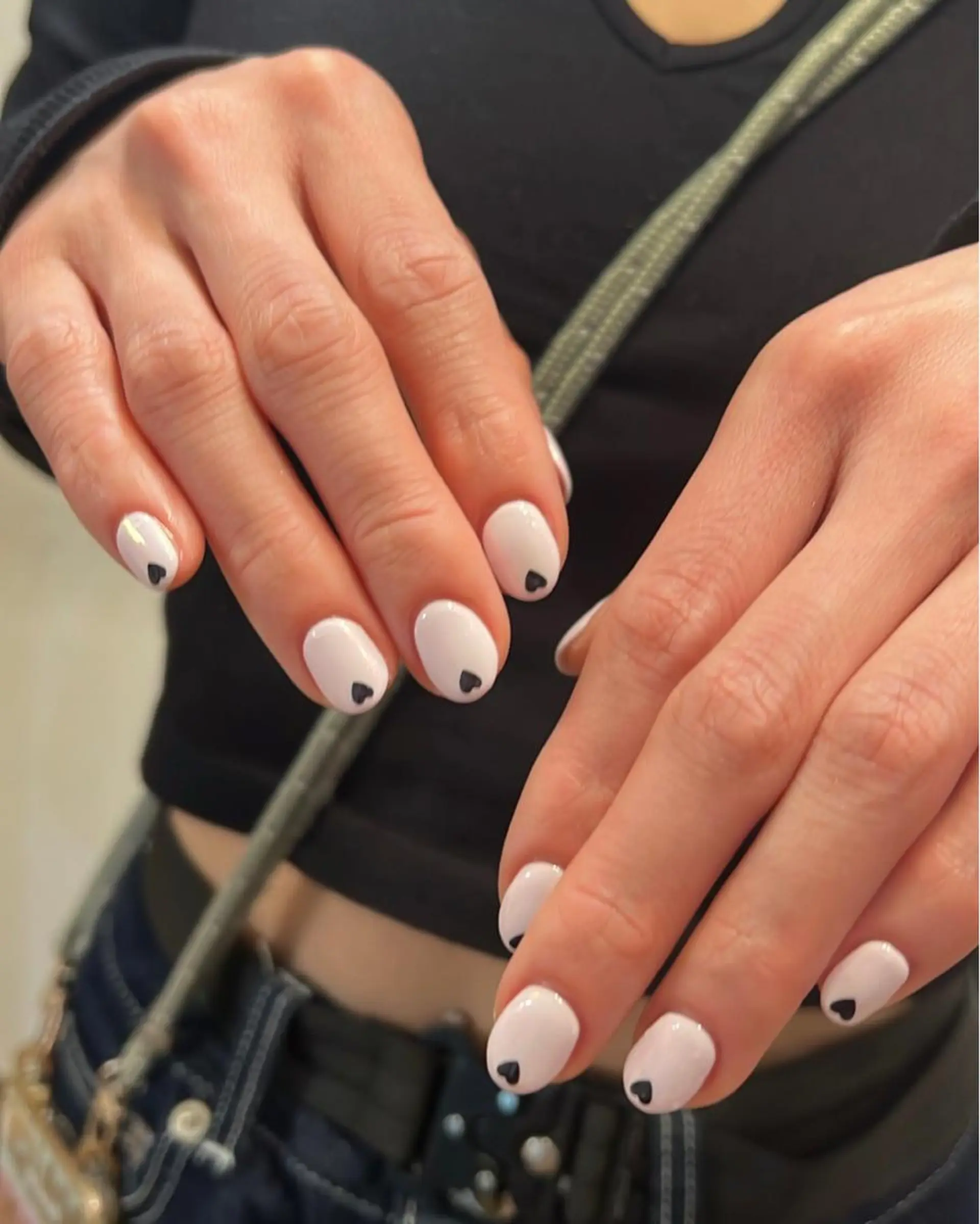 ネイル ハンドネイル フットネイル ハンドケア Nes.Nail所属・Miyagi Asamiのネイルデザイン