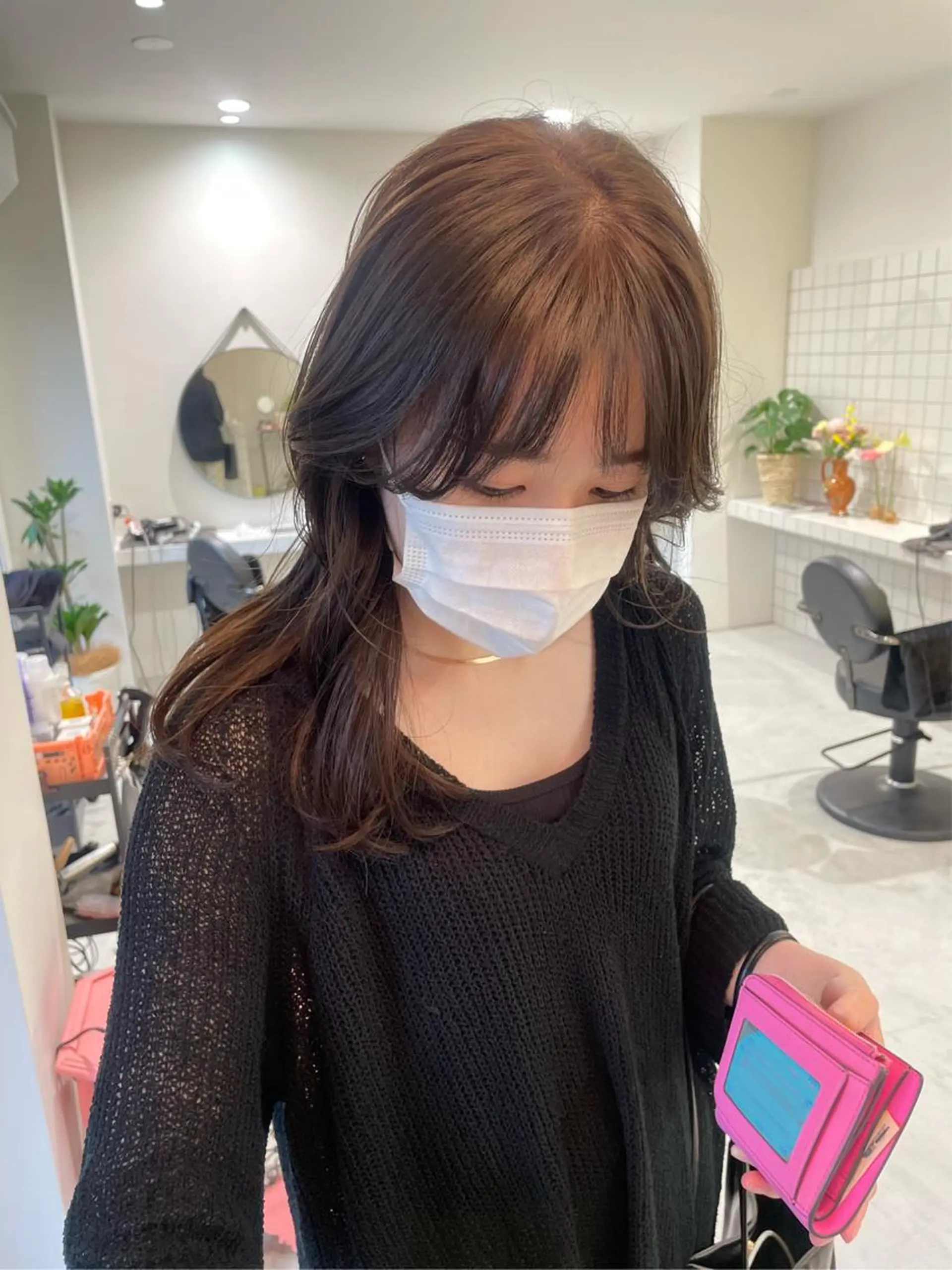 ミディアム カラー ブリーチ グレージュ ブリーチなしカラー オリーブグレージュ オリーブグレー Koto🌿 ブリーチなしカラーのヘアスタイル