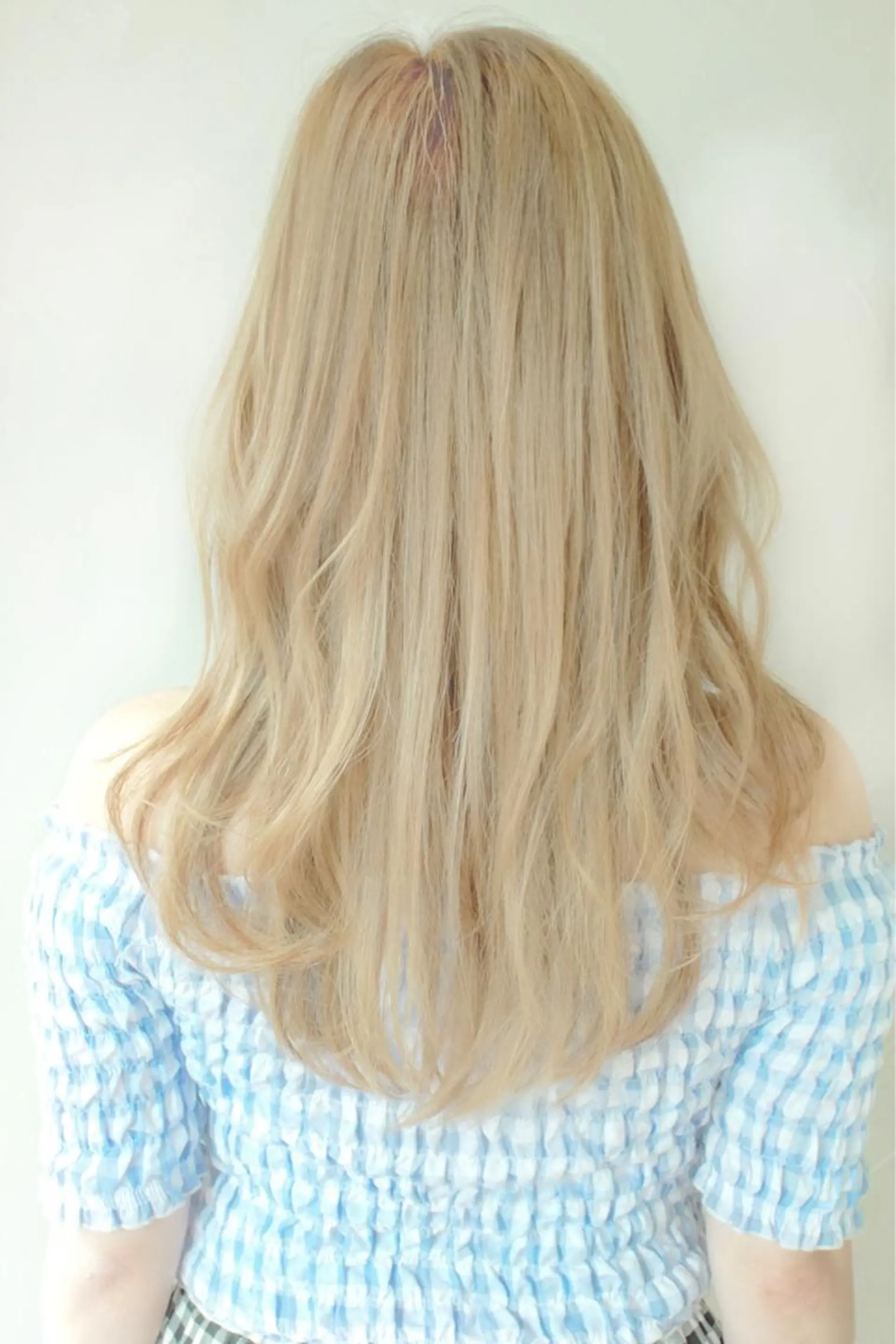 セミロング カラー ブロンド カット ヘアカラー トリートメント 💎清水隆宏💎 TOPSTYLISTのヘアスタイル