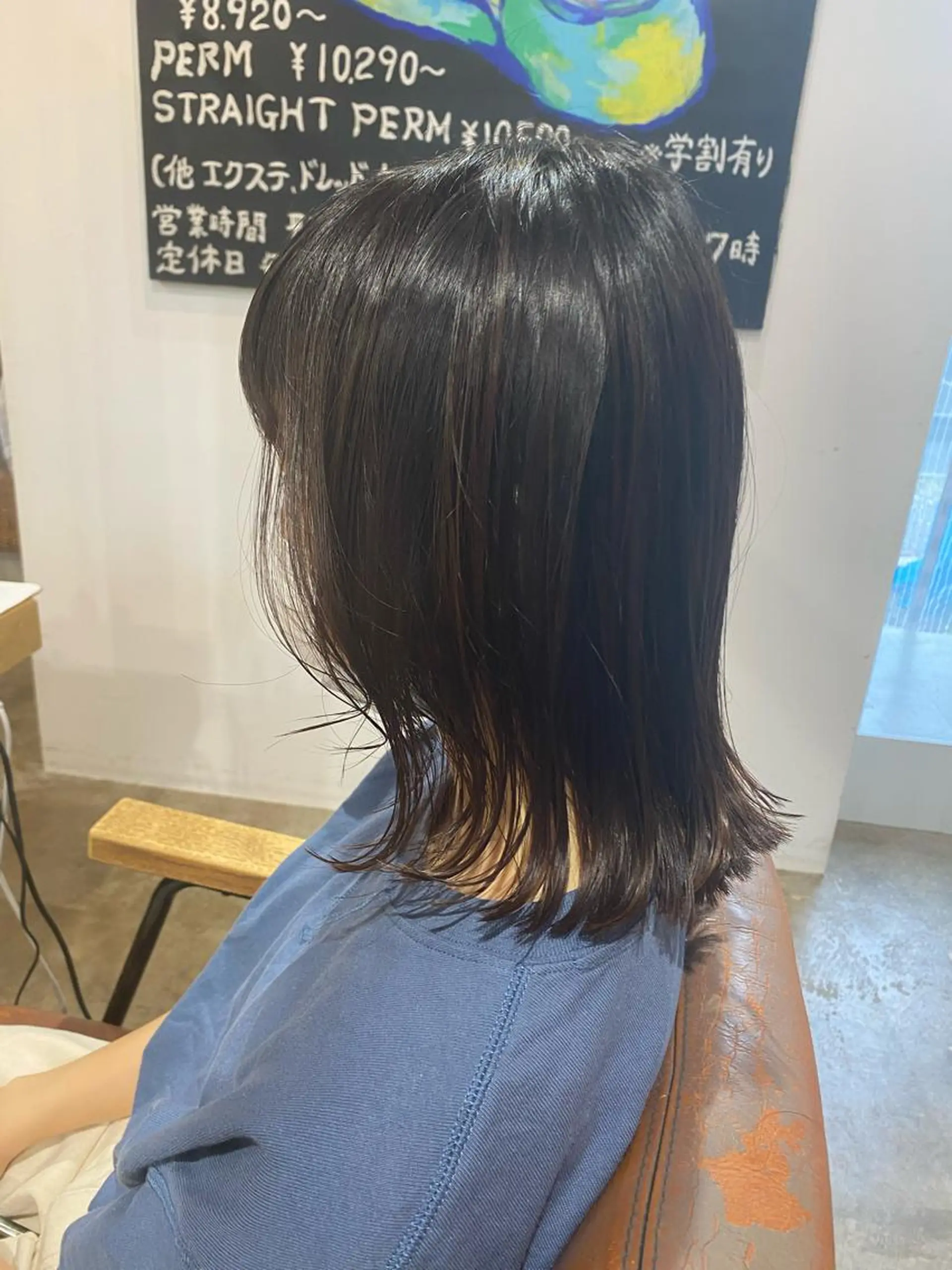 ミディアム 小日向 沙織のヘアスタイル