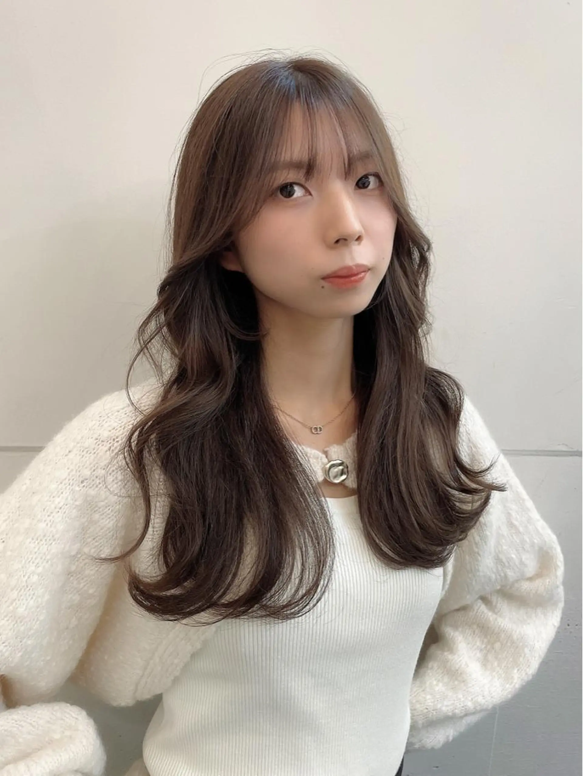 ロング カラー ベージュカラー くびれヘア エギョモリ 顔まわりレイヤー 顔周りカット カット ヘアカラー トリートメント 横浜/レイヤーカット /韓国ヘア/佐藤記正のヘアスタイル