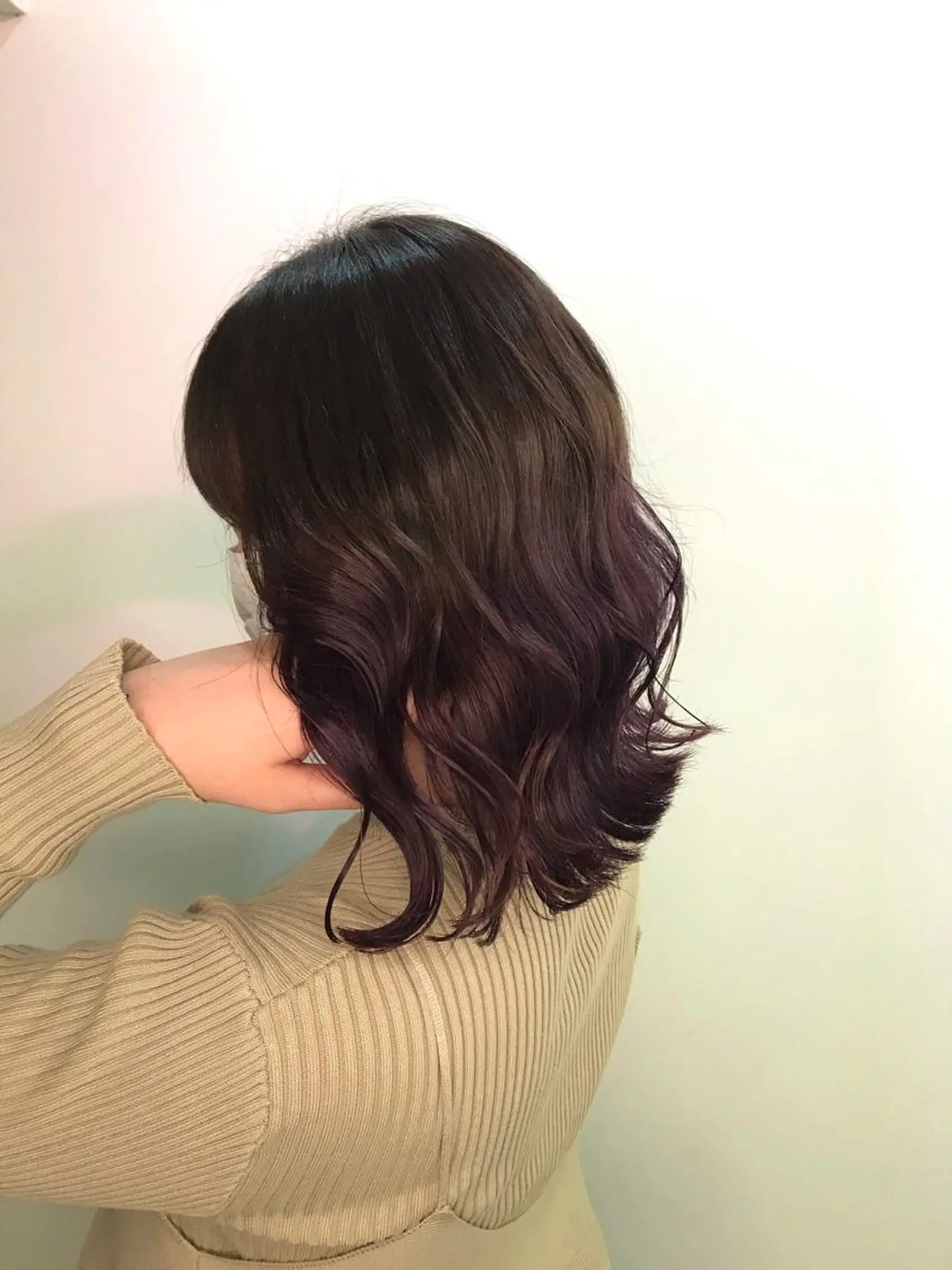 ミディアム ヘアカラー 横山 奈央のヘアスタイル