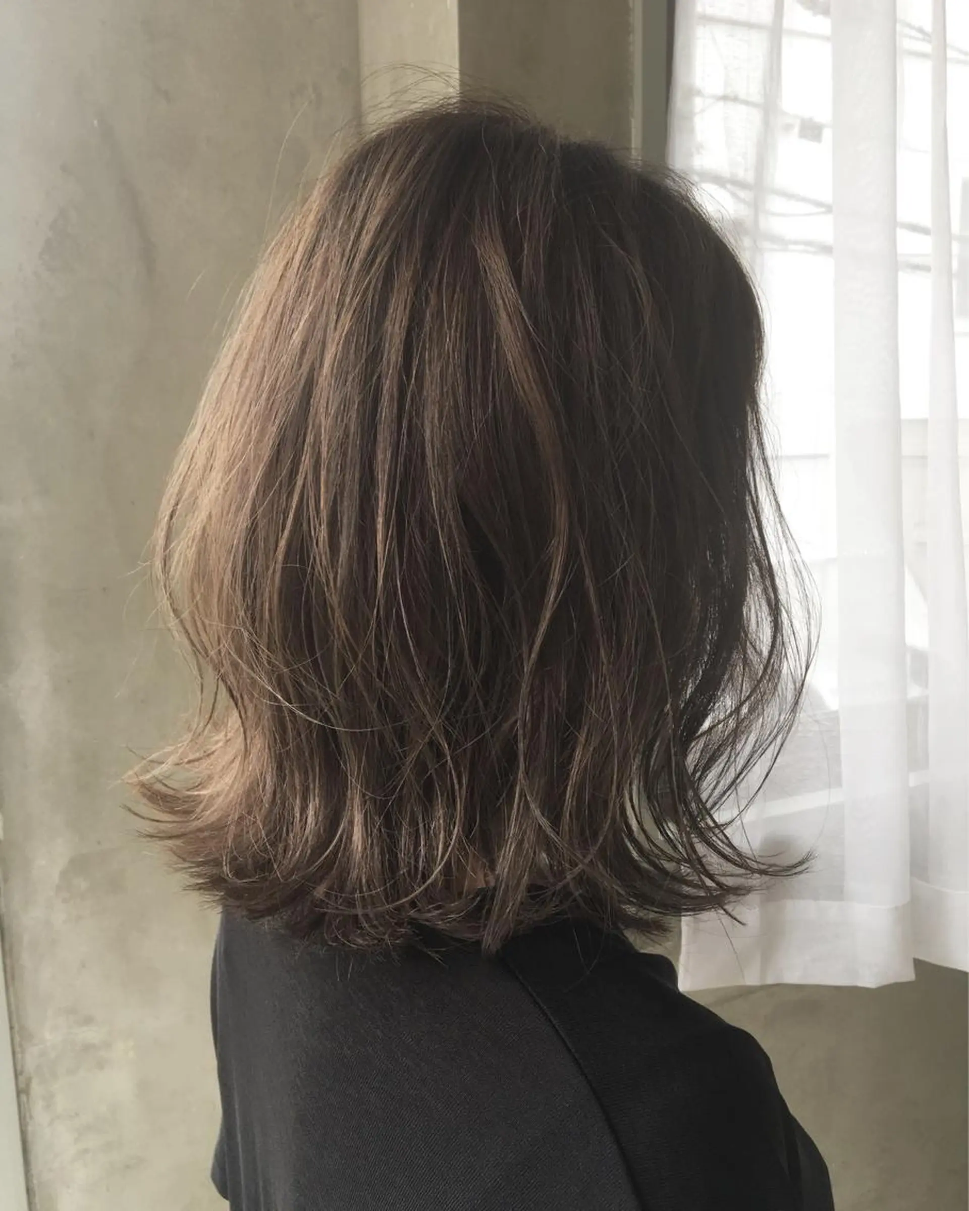 ミディアム カラー カット ヘアカラー トリートメント 岡本 一平のヘアスタイル