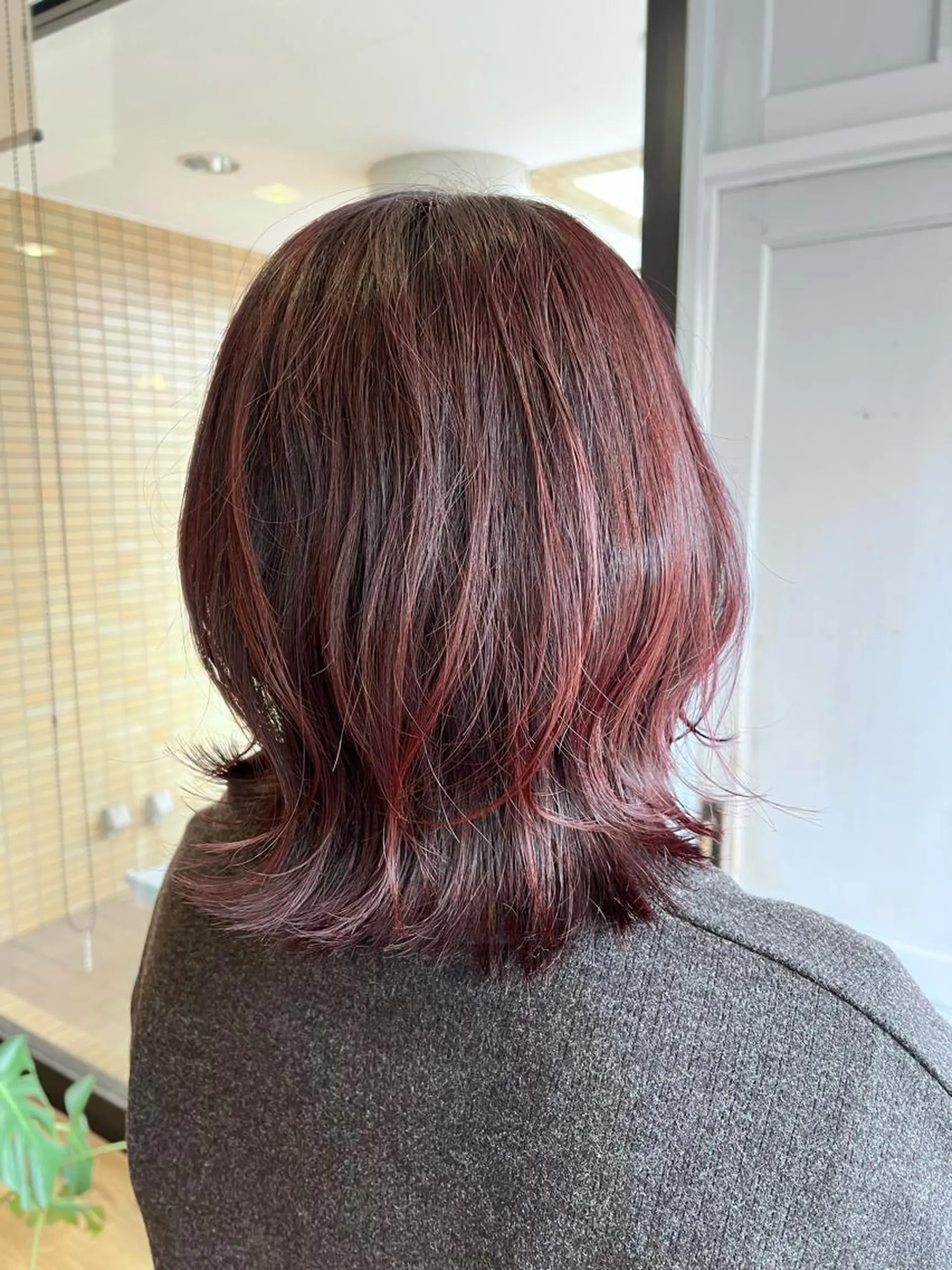 ミディアム カラー ピンクカラー バイオレットカラー ヘアカラー トリートメント ツキダテ ユイのヘアスタイル