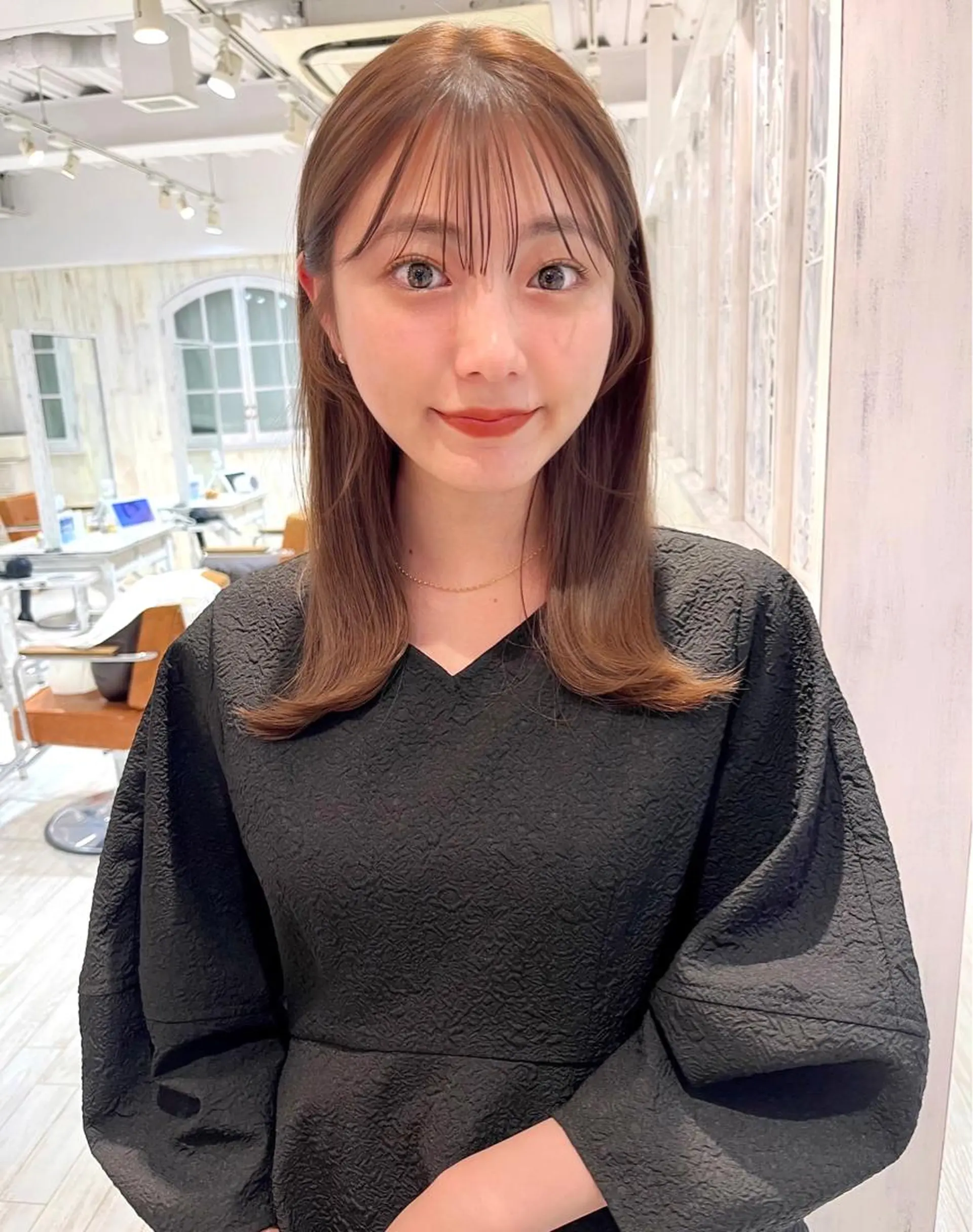 セミロング カラー ベージュカラー ブラウンカラー ブラウンベージュ グレージュ 外ハネヘア 【韓国ヘア×透明感 カラー】笹谷 莉未のヘアスタイル