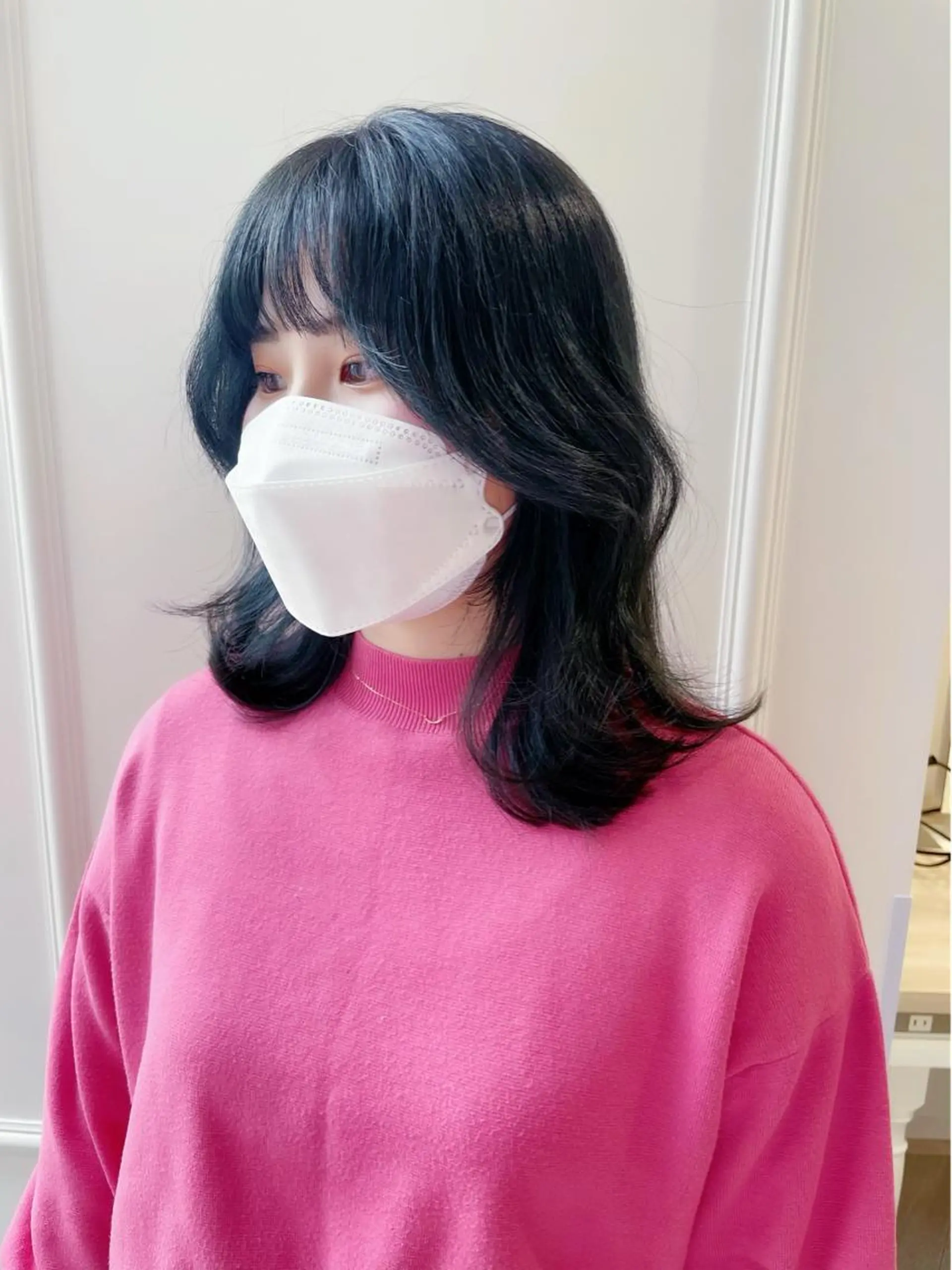 ミディアム カラー 韓国レイヤーカット/ ダブルカラーのヘアスタイル