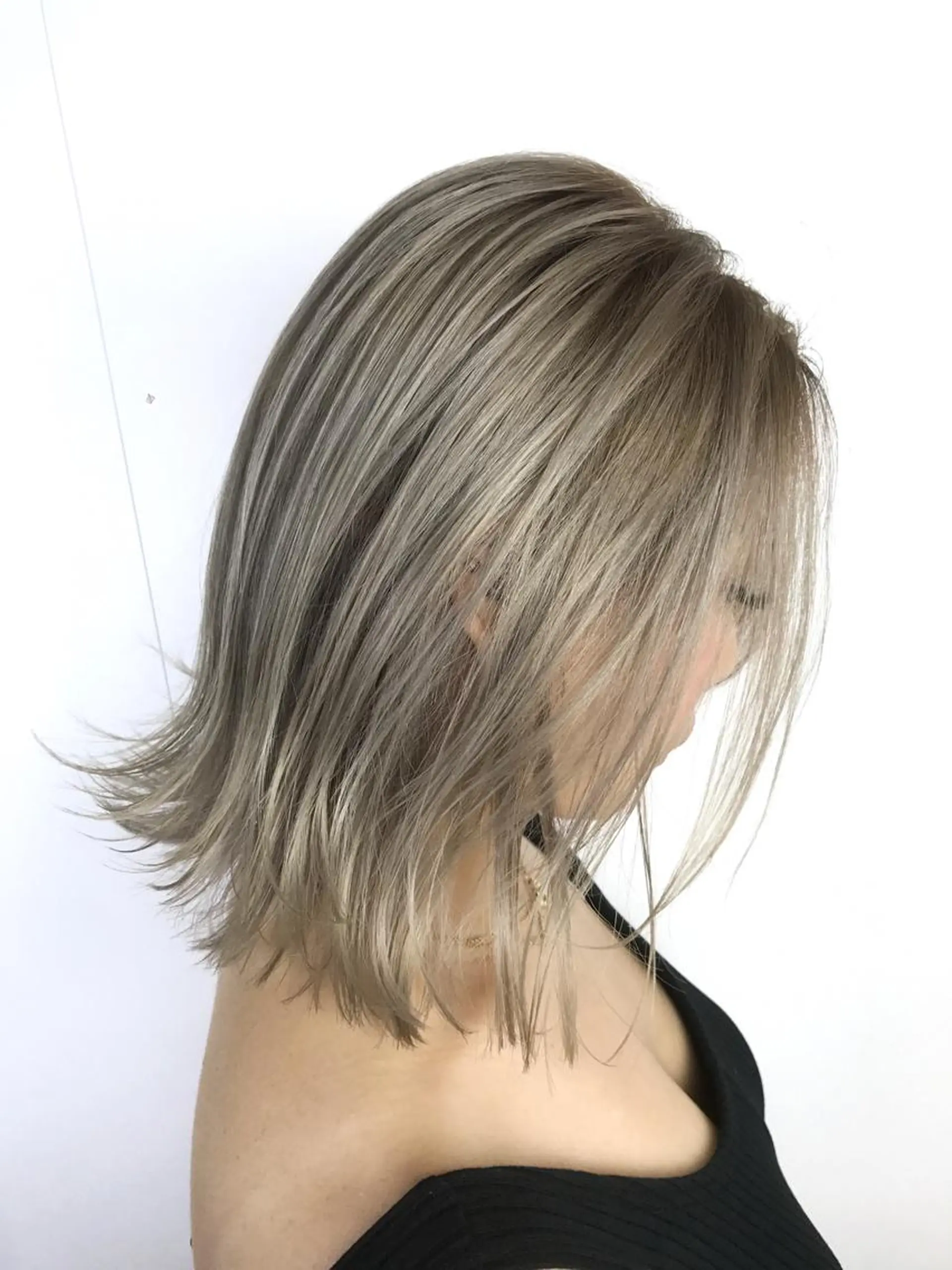 ショート ヘアカラー ブリーチカラー☆ 再生トリートメントのヘアスタイル