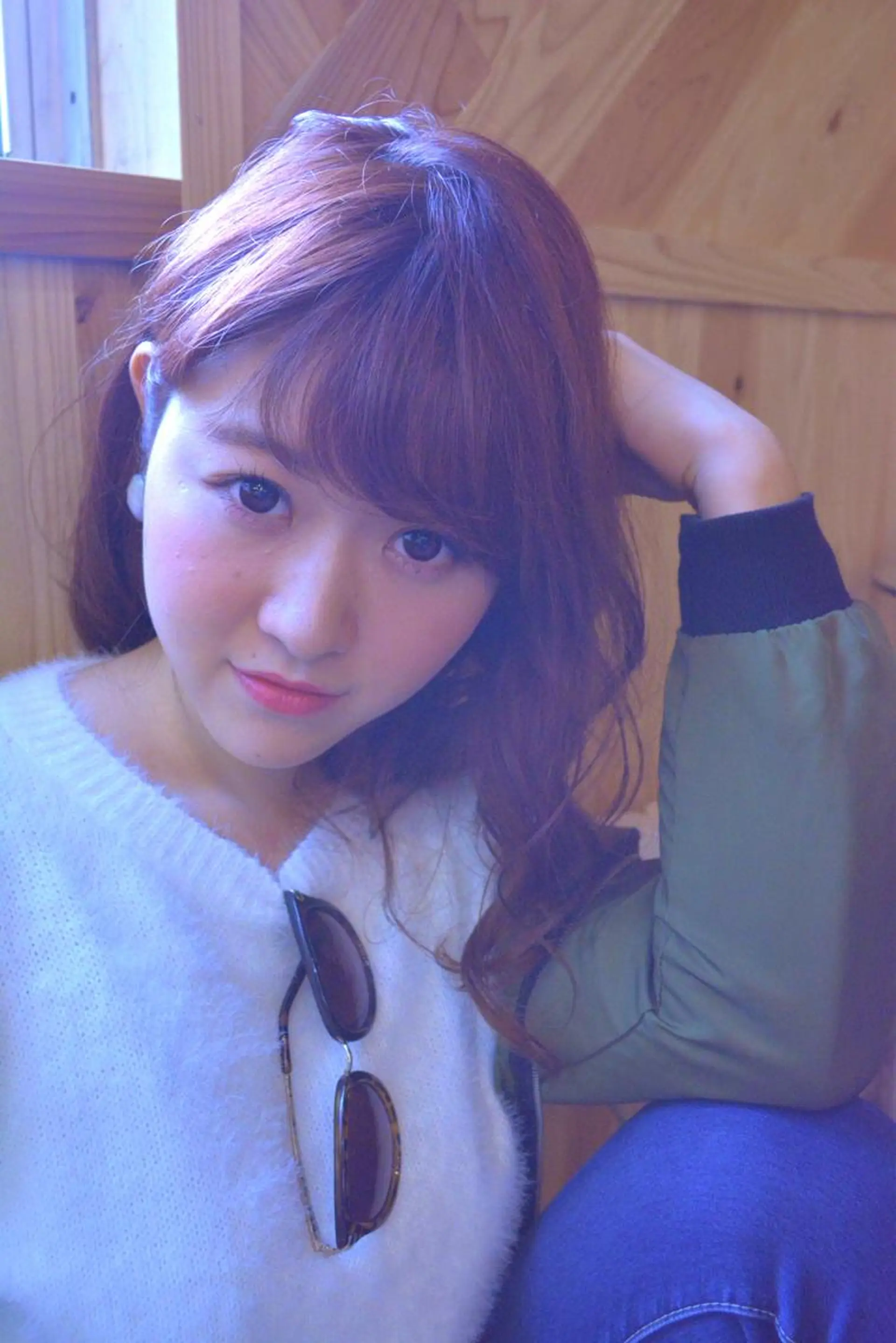 ミディアム セミロング カラー パーマ ミディアムレイヤー ベージュカラー ピンクカラー ピンクベージュ レイヤーカット belle chambreイブカのその他イメージ