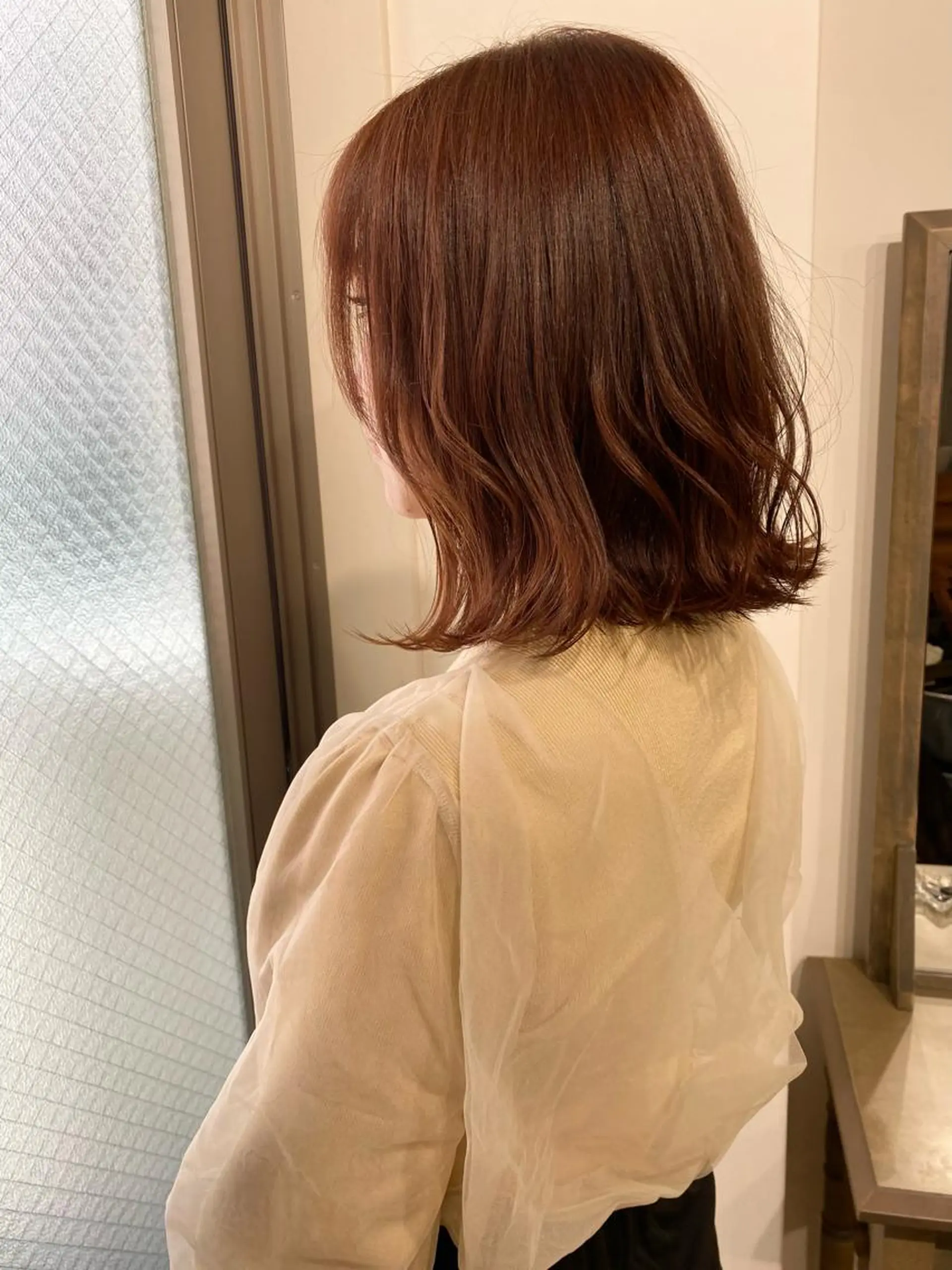 ショート カラー アッシュ 透明感カラー インナーカラー くびれヘア 外国人風カラー 夜23時まで予約🉑 reverieあきらのヘアスタイル