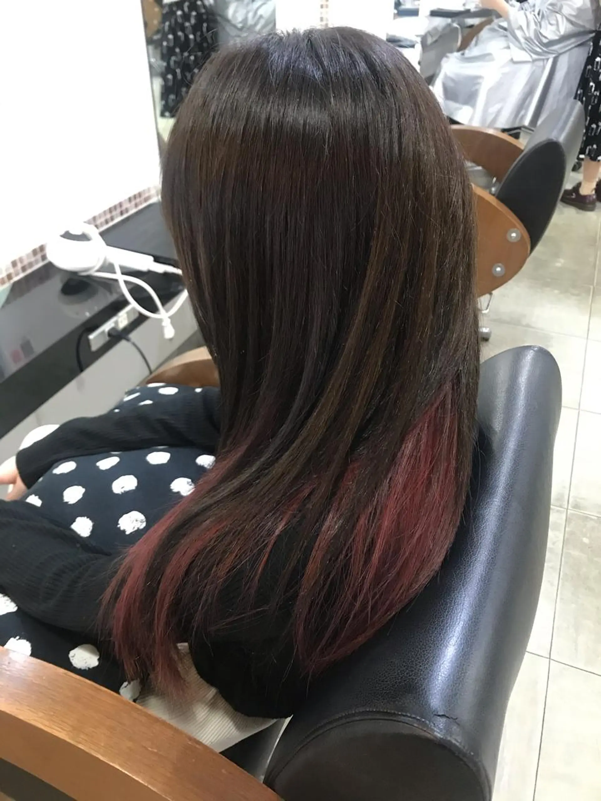 ロング カラー ヘアアレンジ インナーカラー ピンクカラー 烏山 達也のヘアスタイル