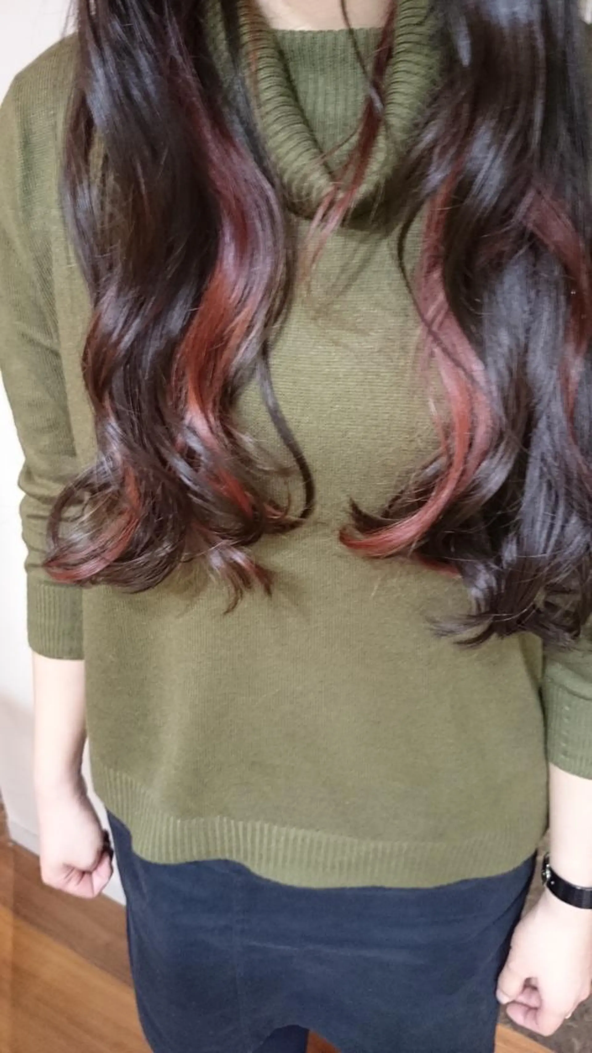 カラー インナーカラー ピンクカラー 東條 克義のヘアスタイル