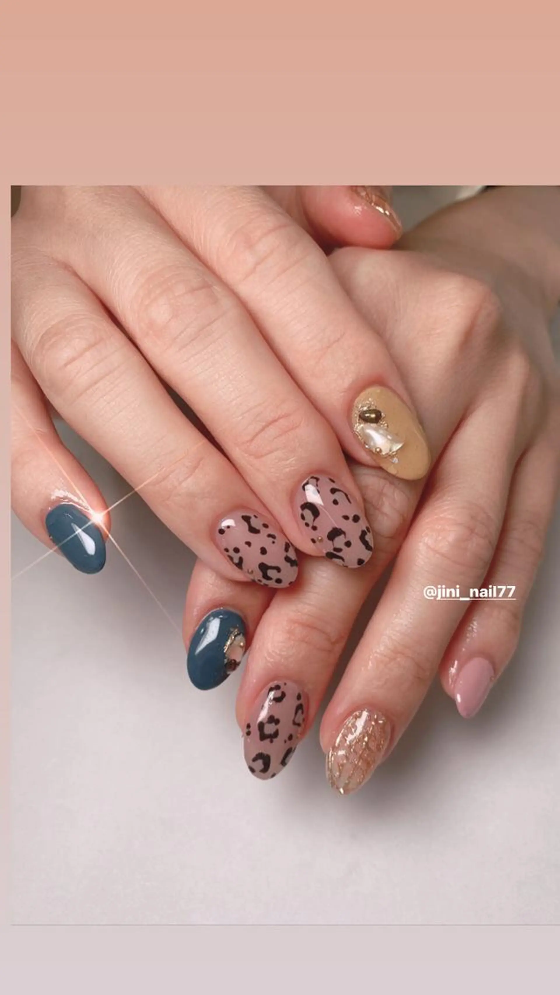 ネイル JINI NAIL所属・ジニ ネイルのネイルデザイン