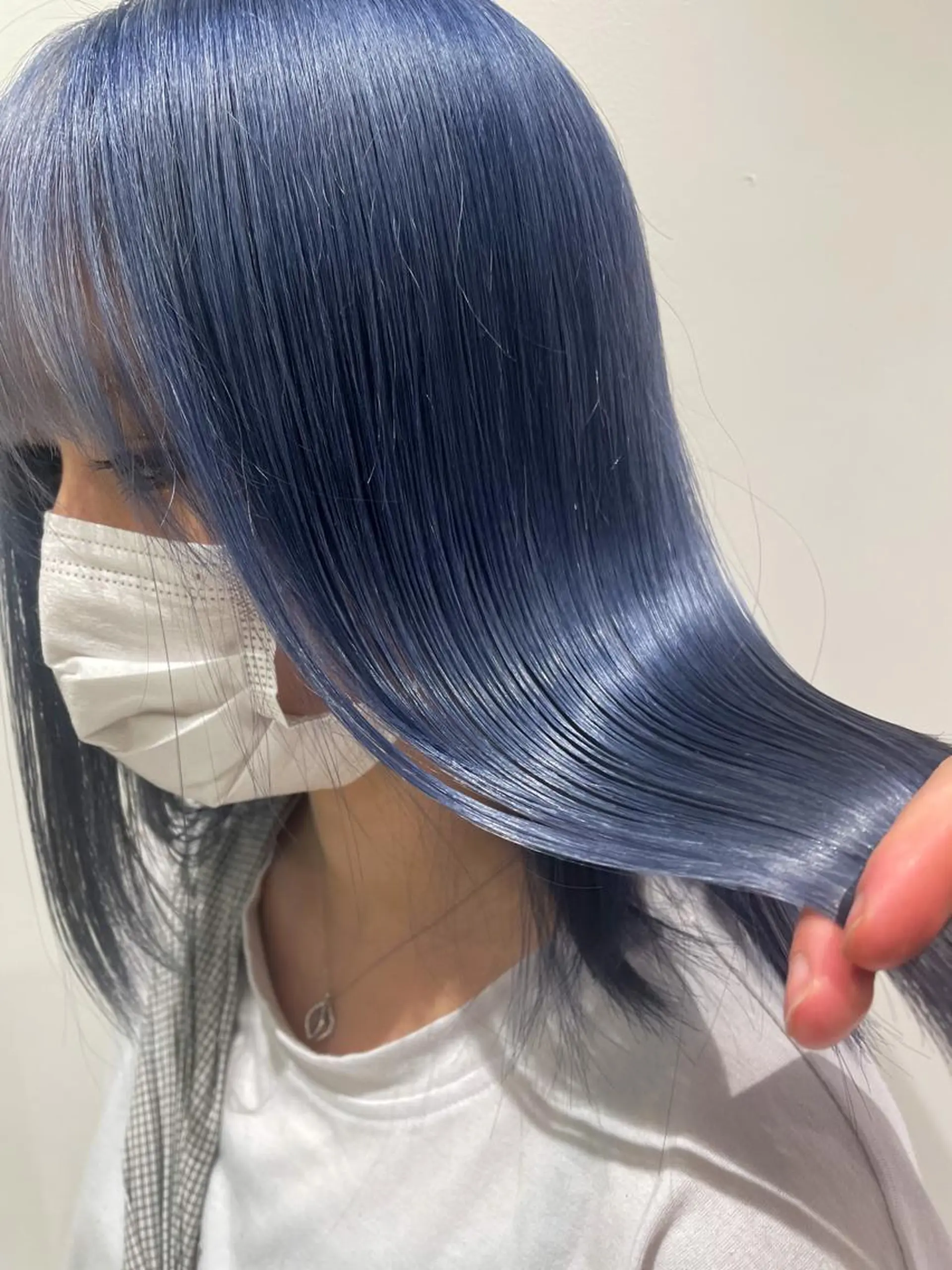 セミロング カラー ハイトーン特化 川井優汰のヘアスタイル